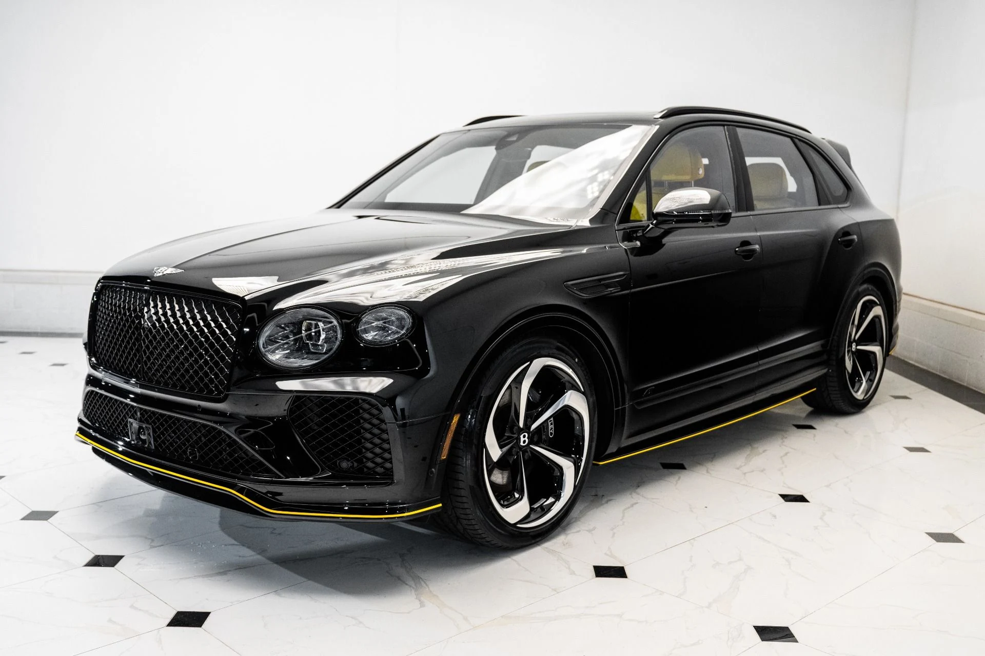 mph008_1927215976_Used_2024_Bentley_Bentayga_S_V8_1734149546_695be69624