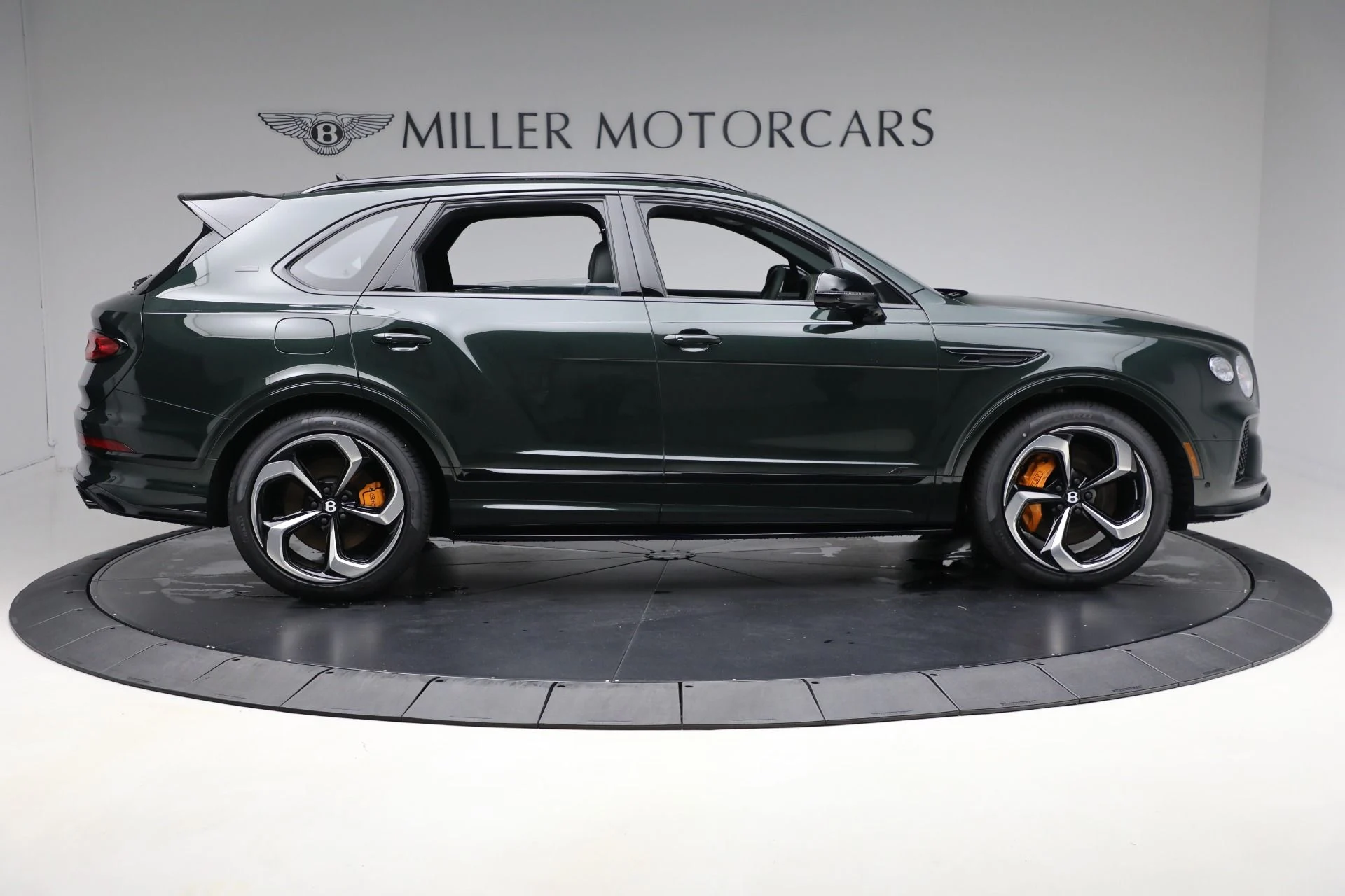 mph008_1939937753_New_2025_Bentley_Bentayga_S_Black_Edition_44fff595ab