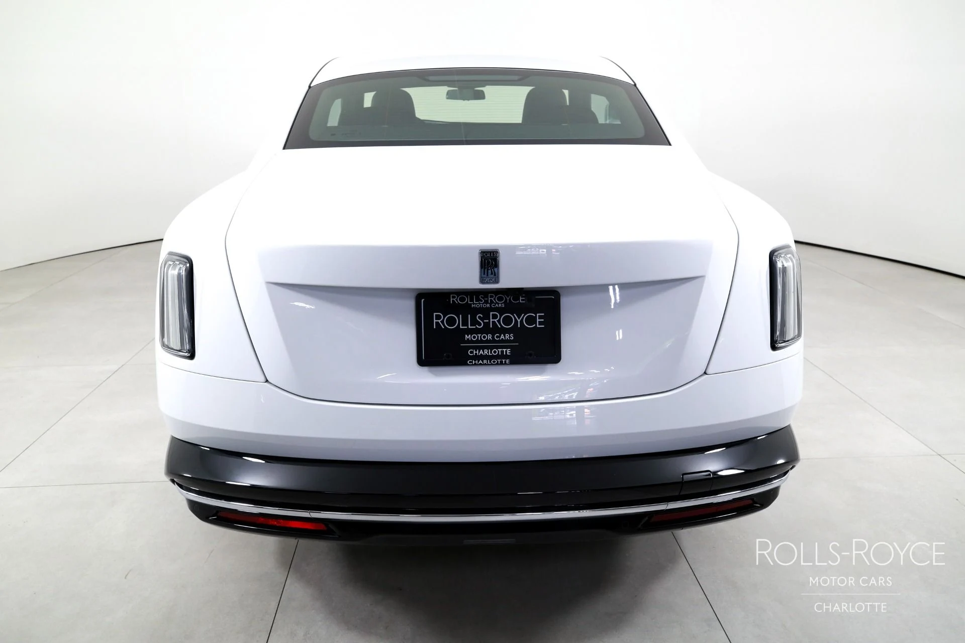 mph008_195134531_Used_2025_Rolls_Royce_Spectre_1781797119_d3df3d6d37