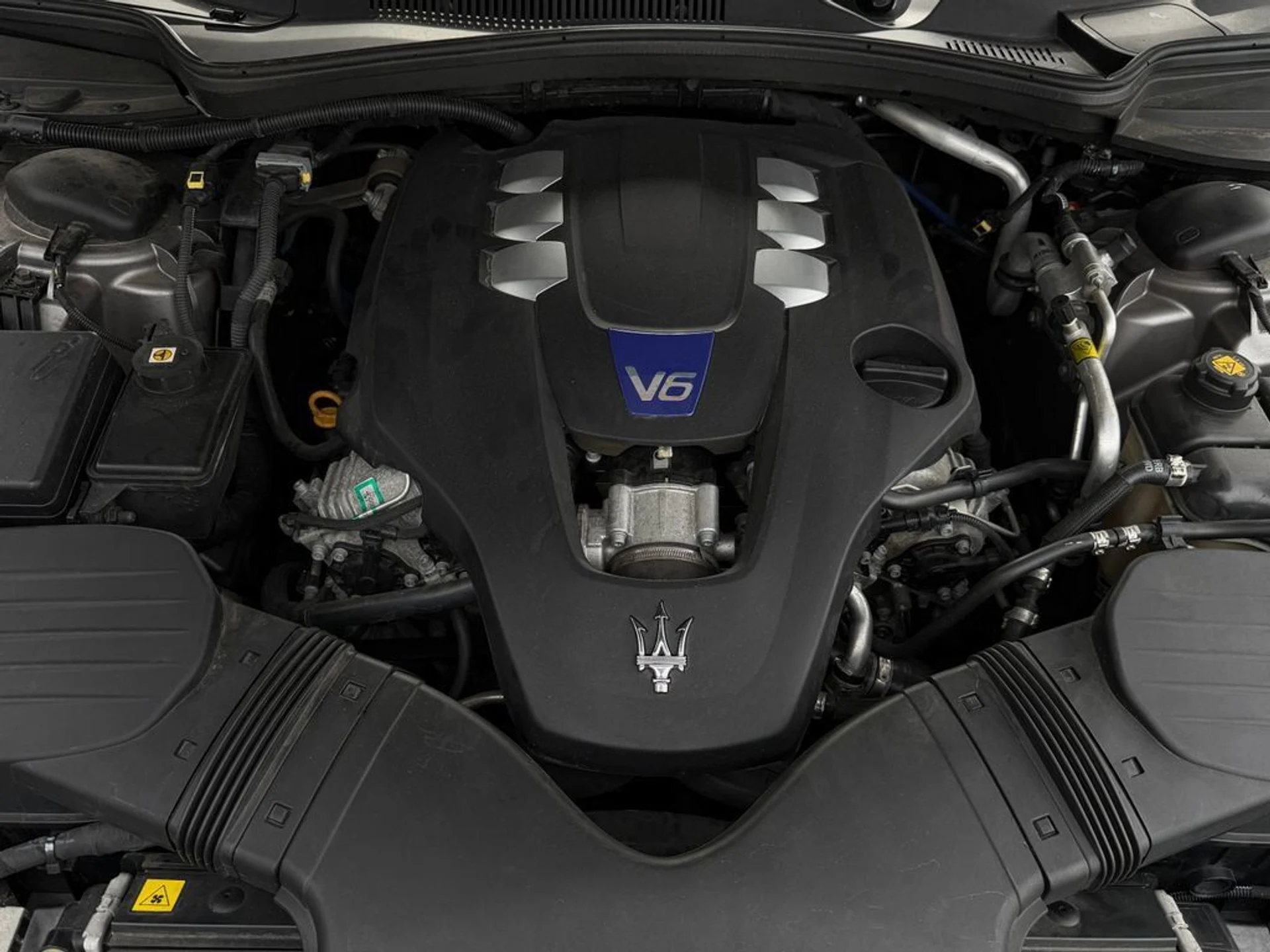 mph008_1955780620_18b582aae3ae4b17b164441402e0b21f_5bddc70fa8