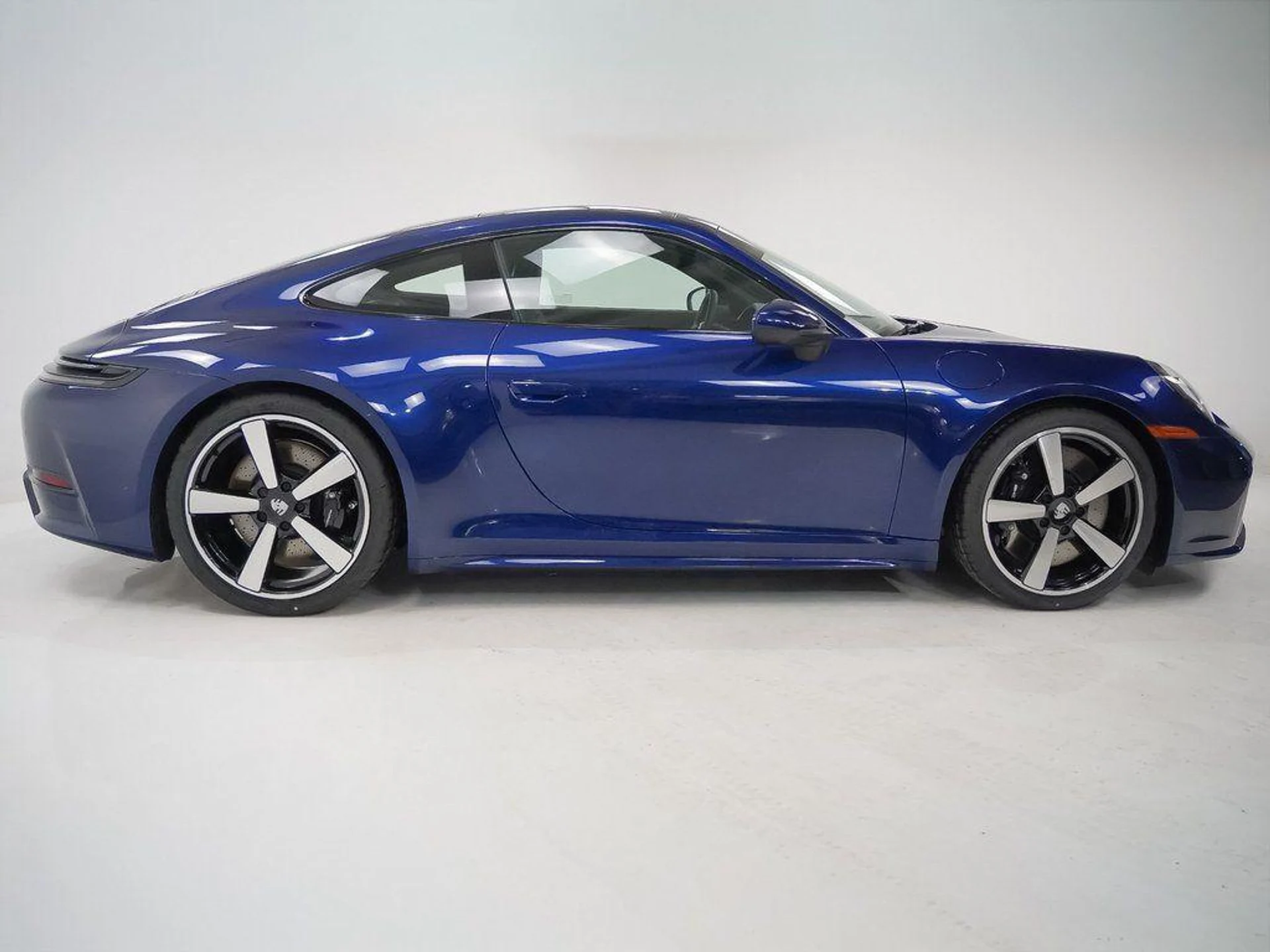 mph008_196458226_c_A_Xh6tn_GI_9847_Cxe_JDOZR_5_MB_57k_48d80b5009