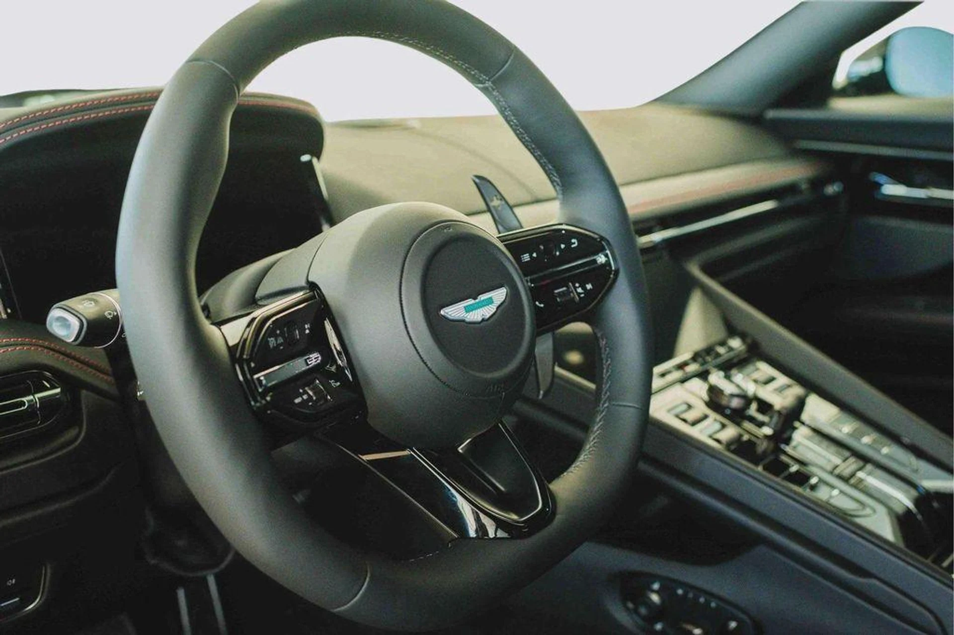 mph008_1973311105_Xs_Lb4dy_P_Qj_HJT_93h_A1_V158q_L_Sy8_c8f3996cb7