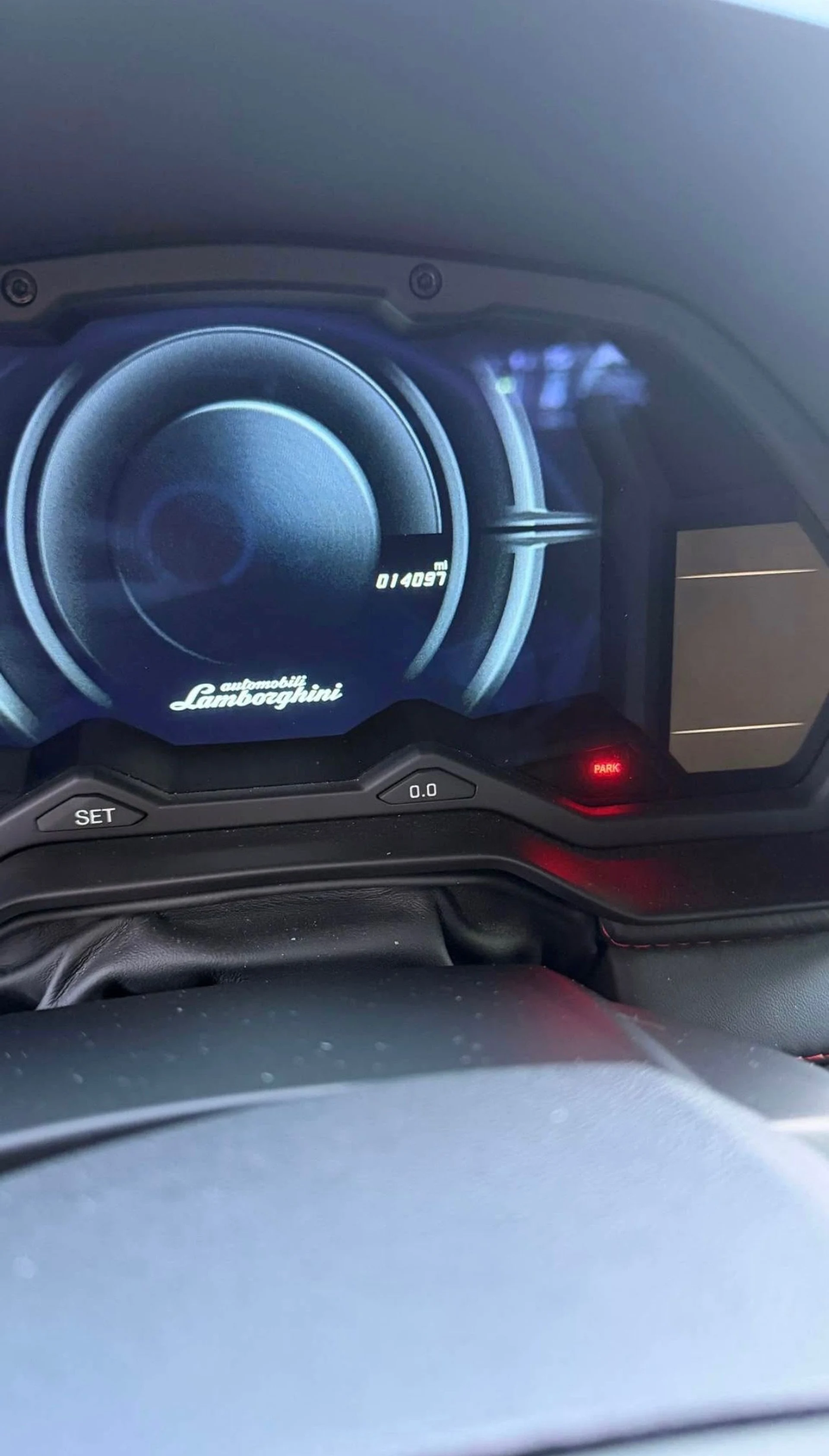 mph008_1973605196_Used_2018_Lamborghini_Aventador_LP_740_4_S_1771341559_4232e8b570