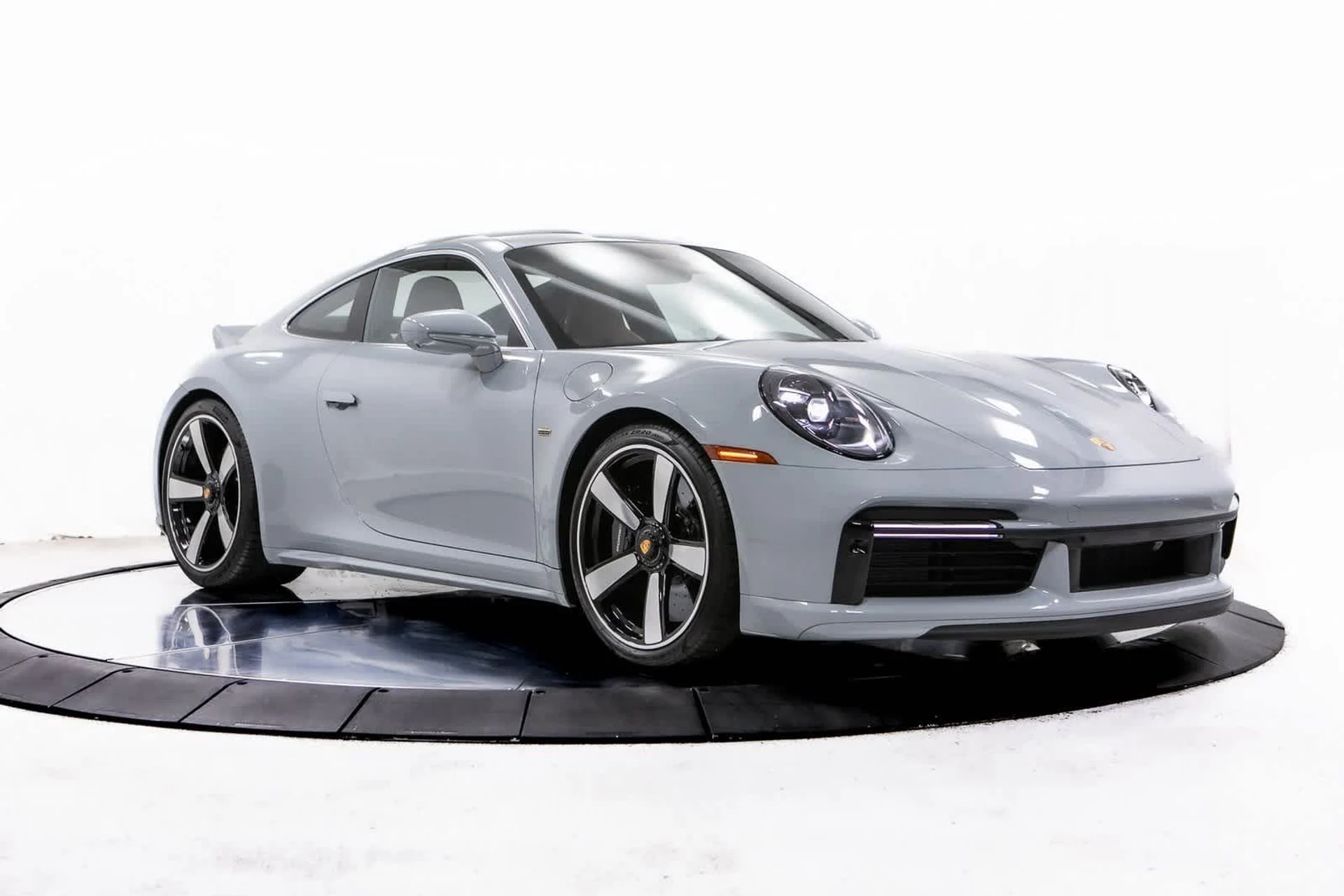 mph008_1979891321_9a0f60b04180fe509addeb89d9450874x_018ed0ce10