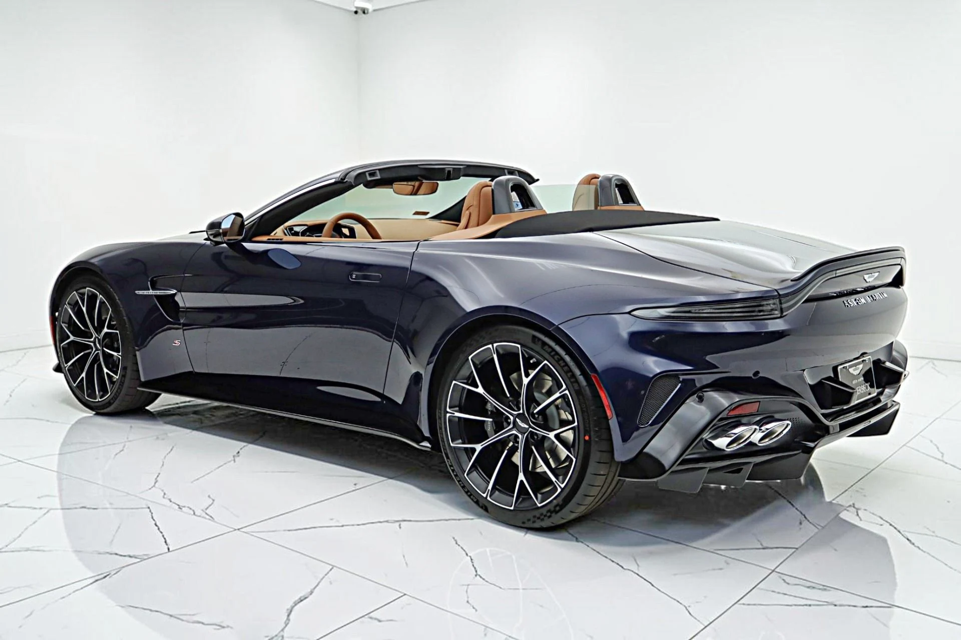 mph008_1984061034_New_2026_Aston_Martin_Vantage_S_Roadster_bb3e75c661