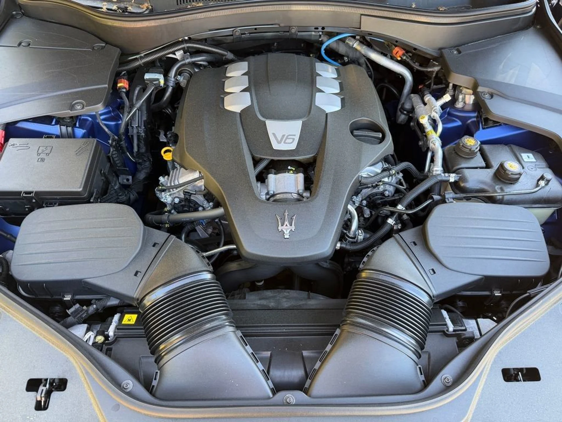 mph008_1988283428_e278056e222649e2ac024aac67653824_39e3a8b339