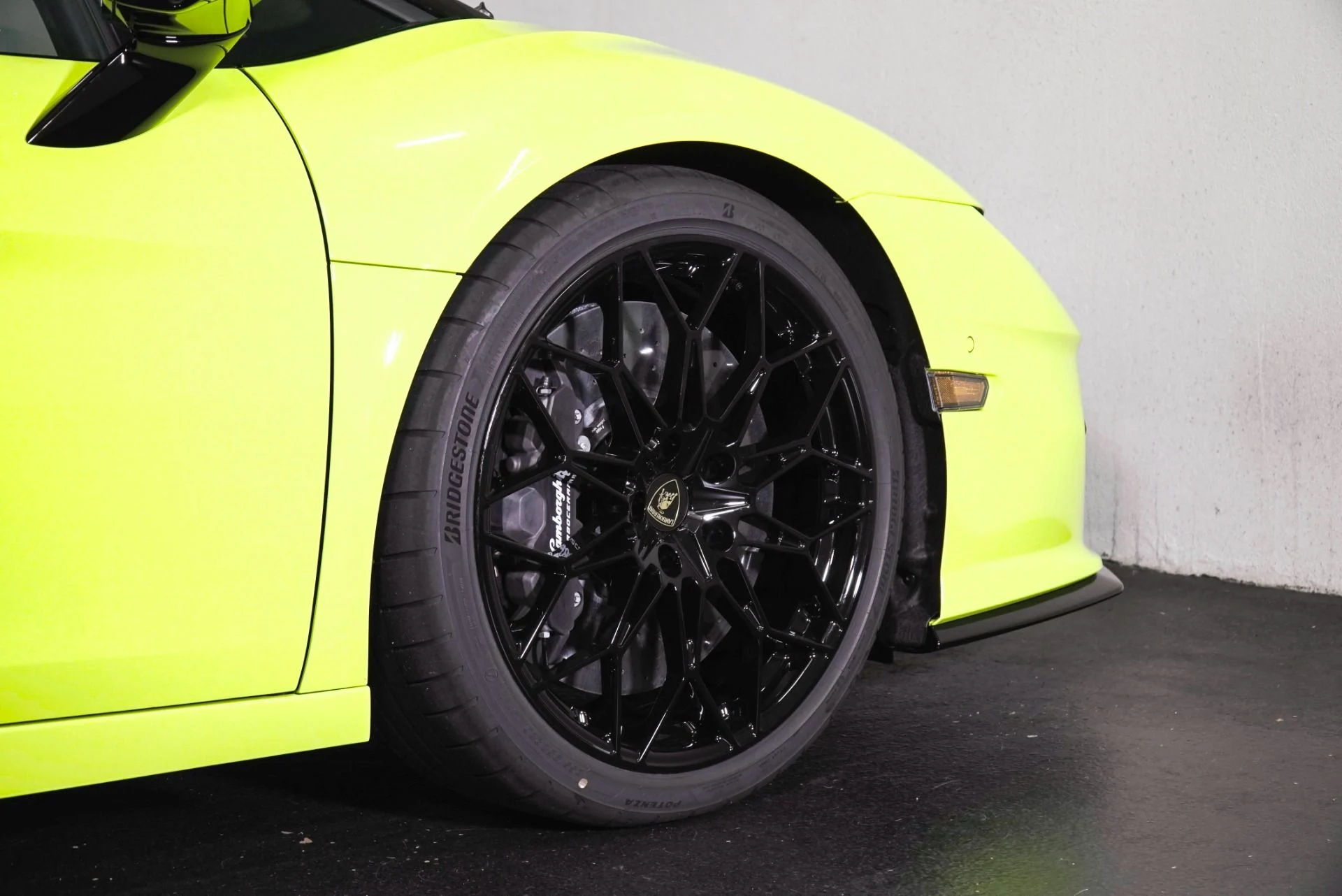mph008_1996264442_New_2026_Lamborghini_Temerario_1790615623_9ecfbaab31