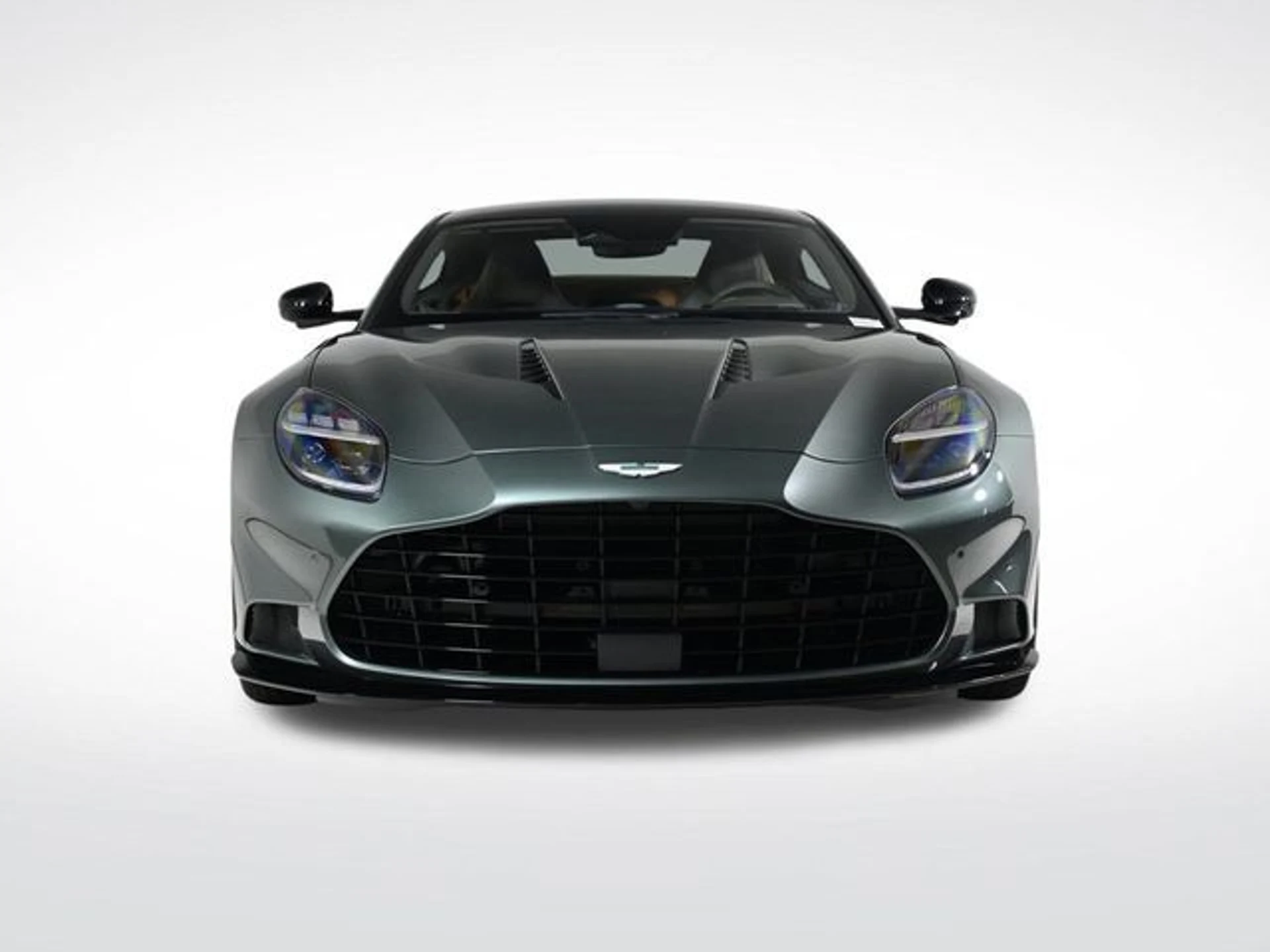 mph008_2011473955_new_2025_aston_martin_vanquish_coupe_11350_22897480_8_640_98eb64715e