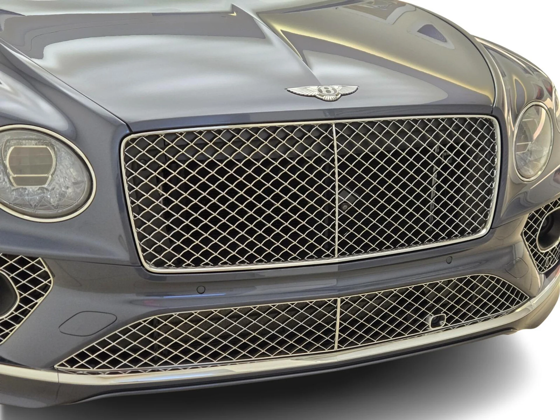 mph008_2012981497_Used_2022_Bentley_Bentayga_V8_1770273836_b66751e501