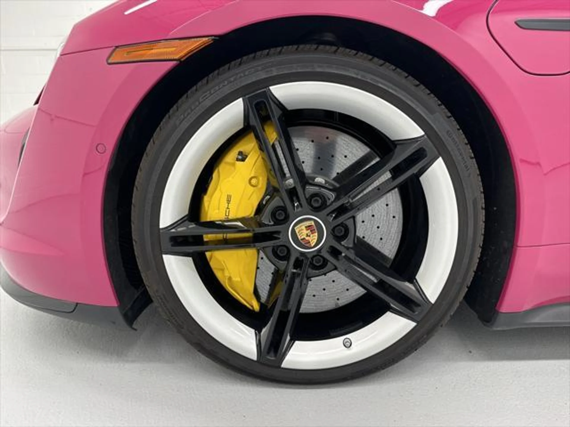 mph008_2017507661_o_H6y_WYD_Syj1_Lj_Na_AX_7kl_D_Rnx_Ew_7160e3437a