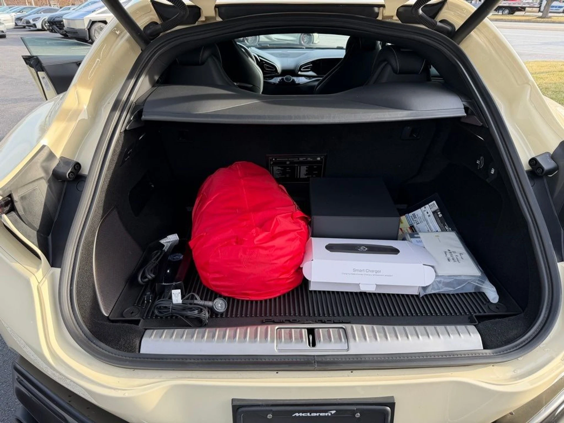 mph008_2023654692_275088cf5c65f989740318f435ed847ax_19daf0b8cc