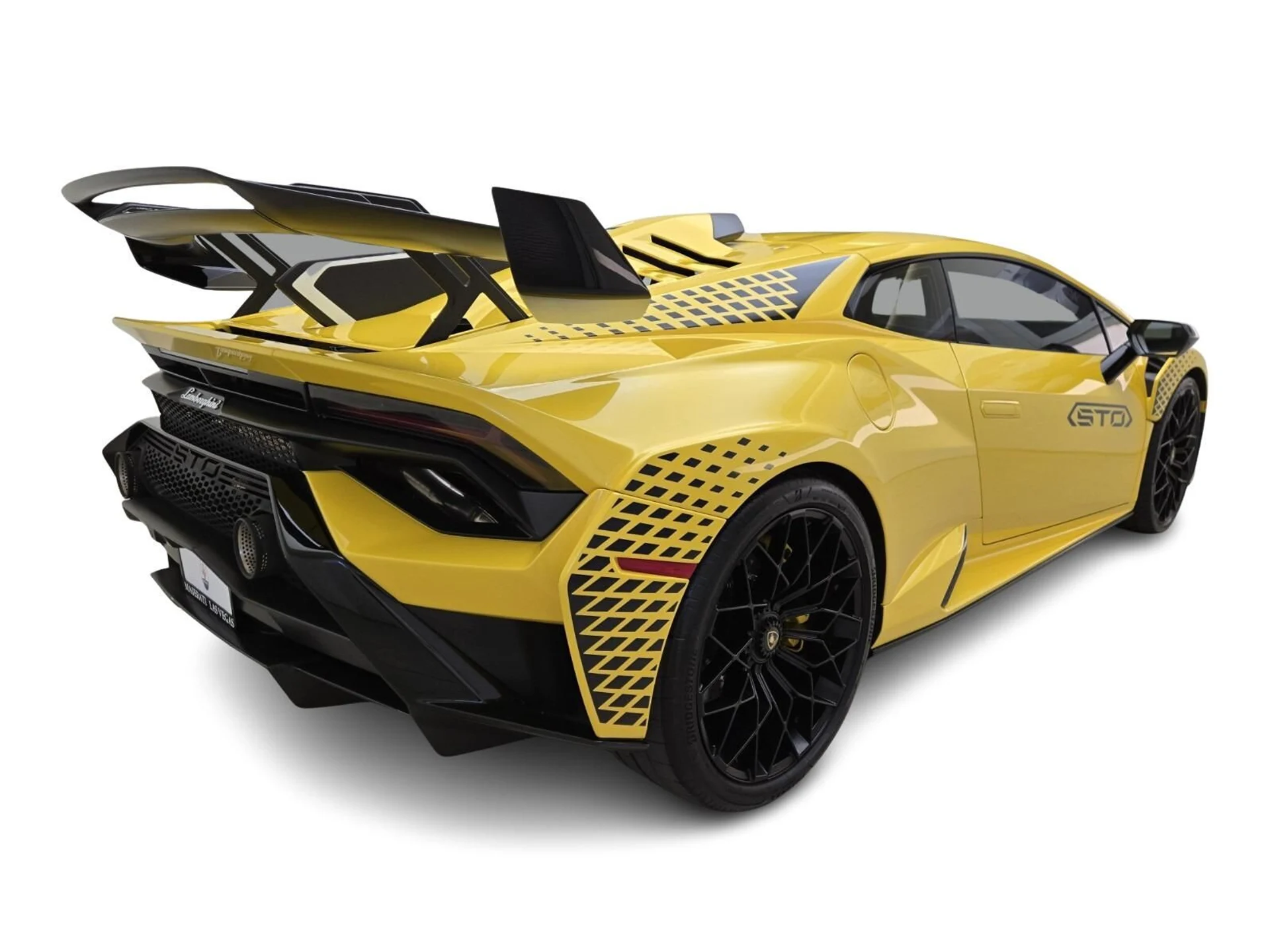 mph008_2024697181_Used_2022_Lamborghini_Huracan_STO_1755758908_5e11dbeb54