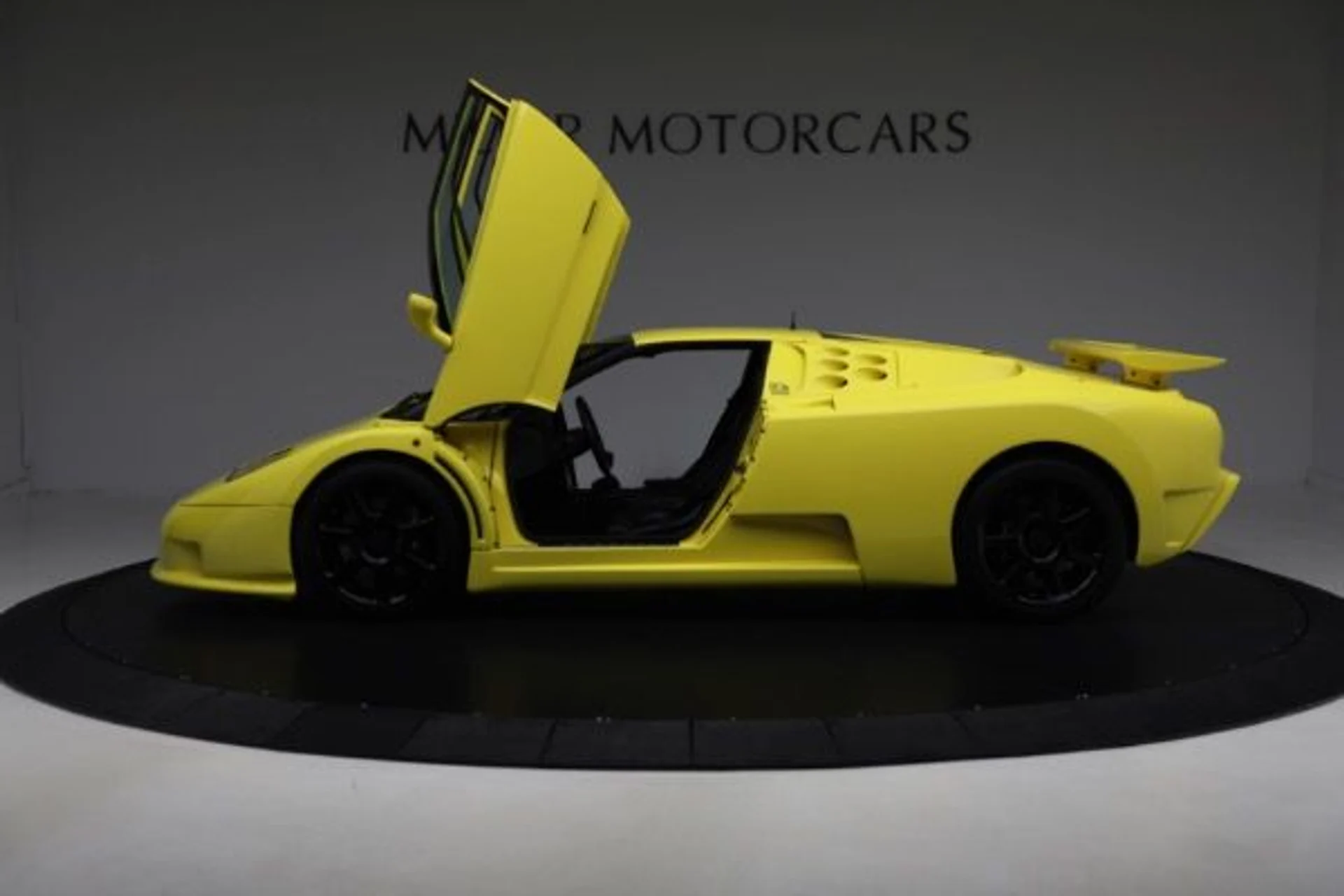 mph008_2028036457_Used_1994_Bugatti_EB_110_Super_Sport_a328107a7b