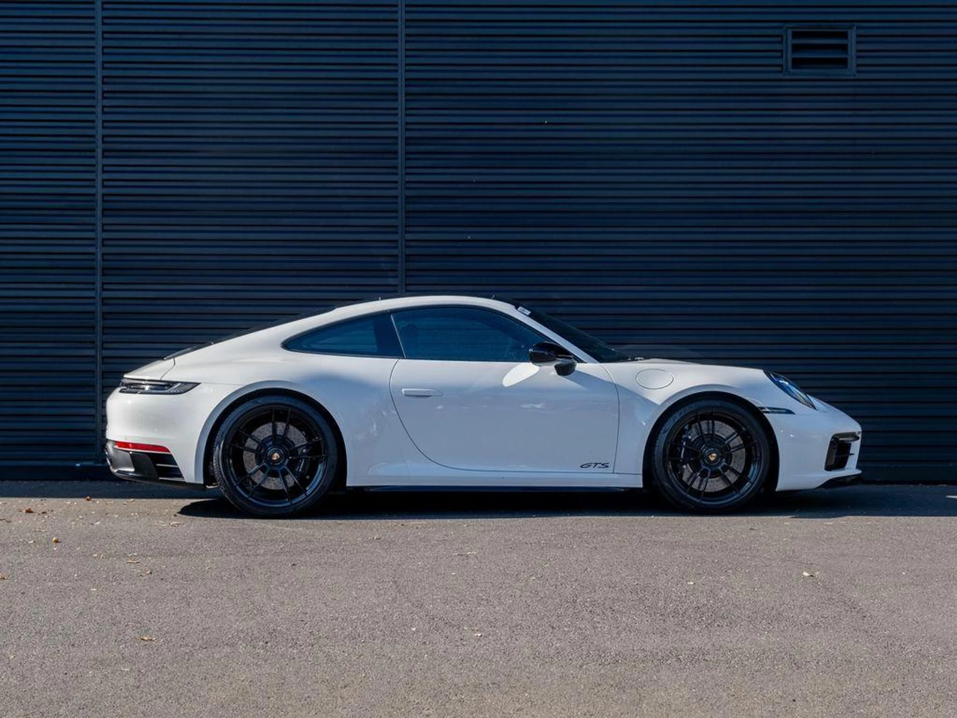 mph008_2028862210_J4_Ib_L_Yf_I6wp6_Z4_CU_Od_Iq_To9se_XU_efd0e2fbe4