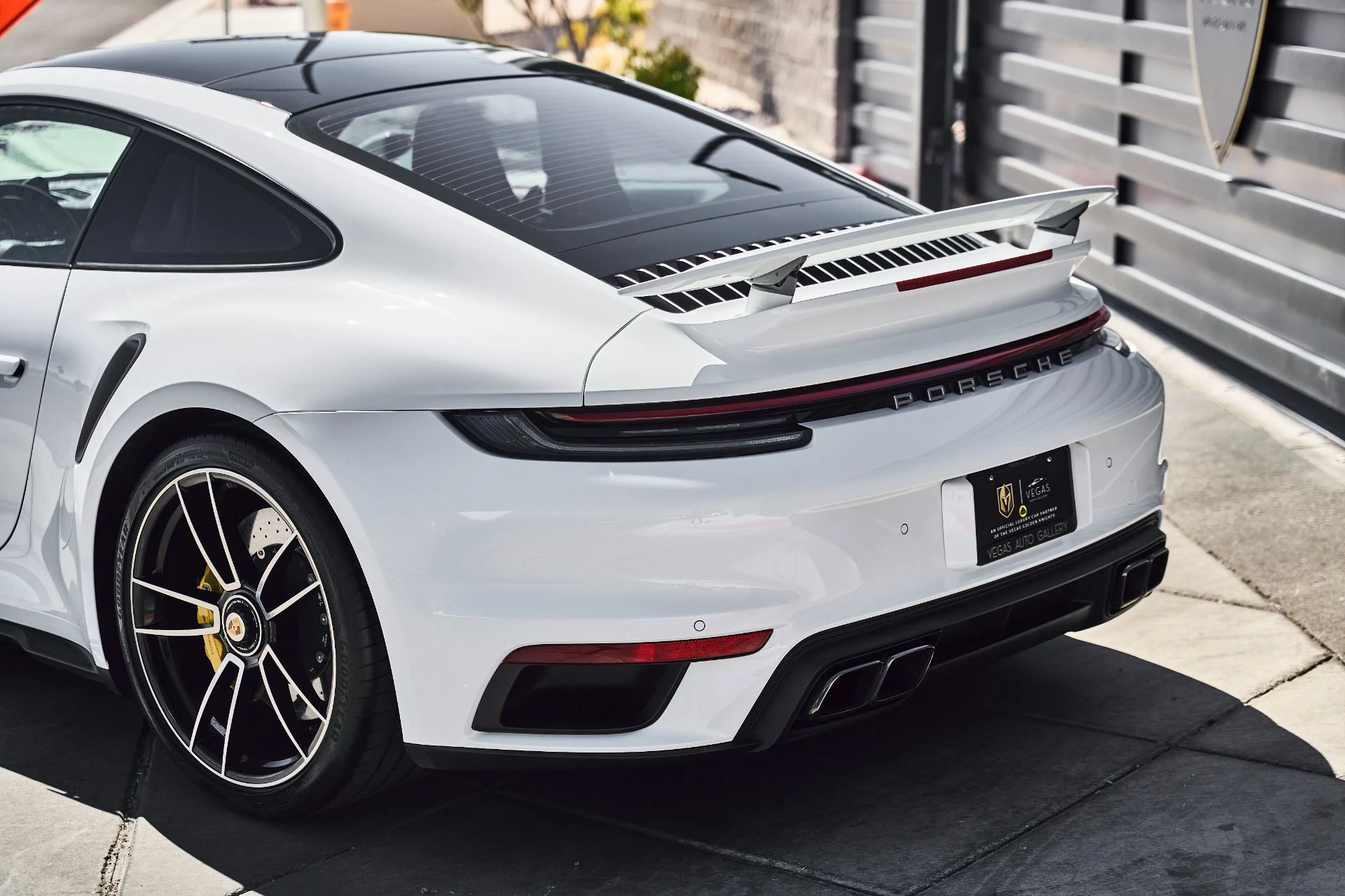 mph008_2030097196_Used_2022_Porsche_911_Turbo_S_1790299699_50641f0183