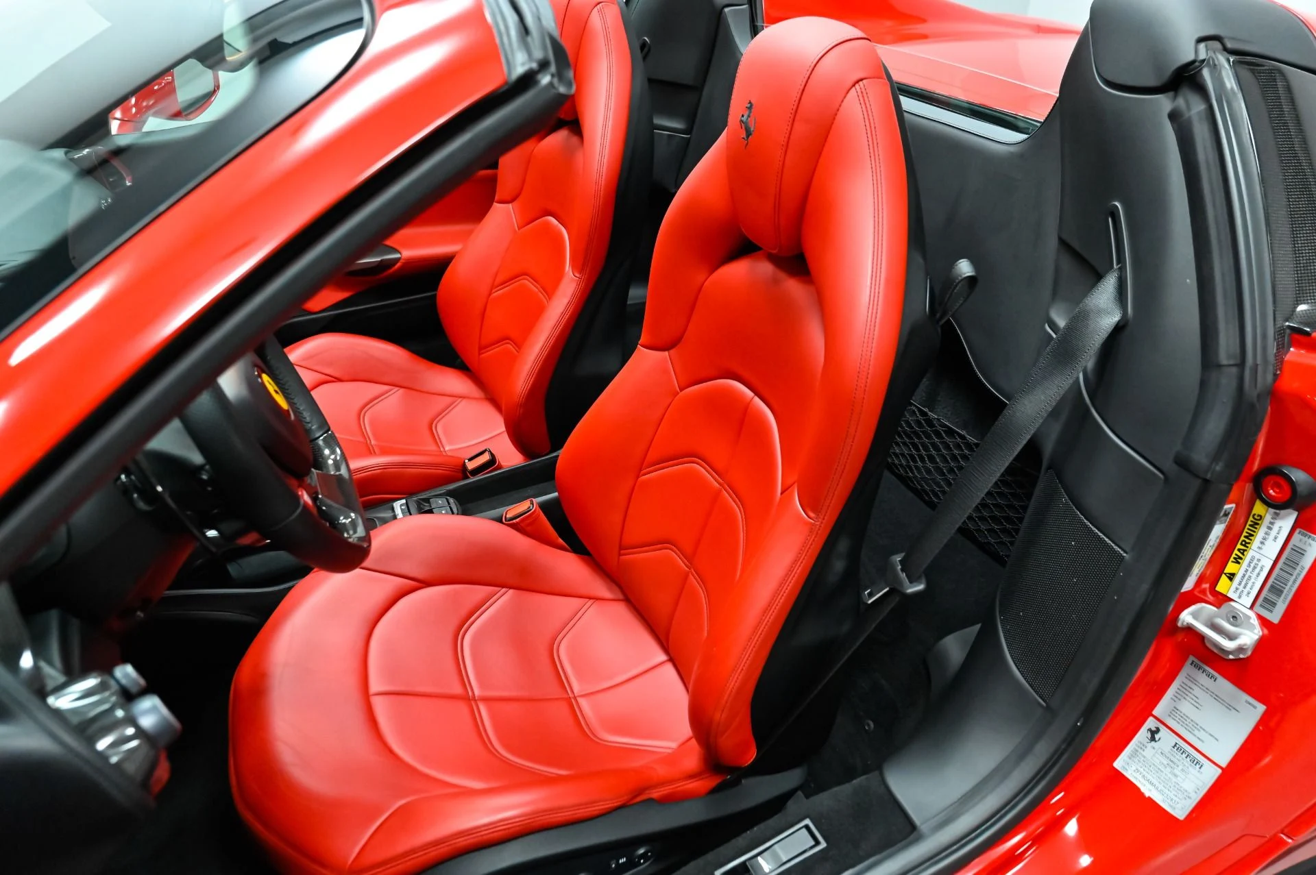 mph008_2035417617_Used_2018_Ferrari_488_Spider_1790629138_92ea436022