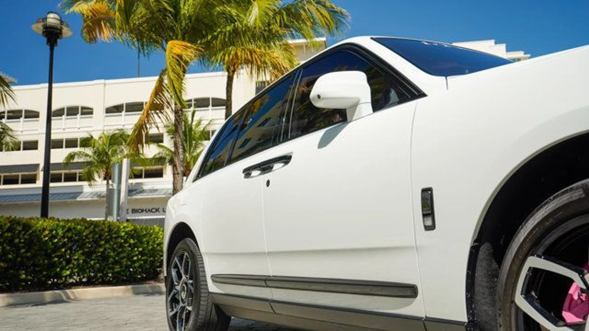 mph008_2038439941_22877899_9_640_42b3b8157b