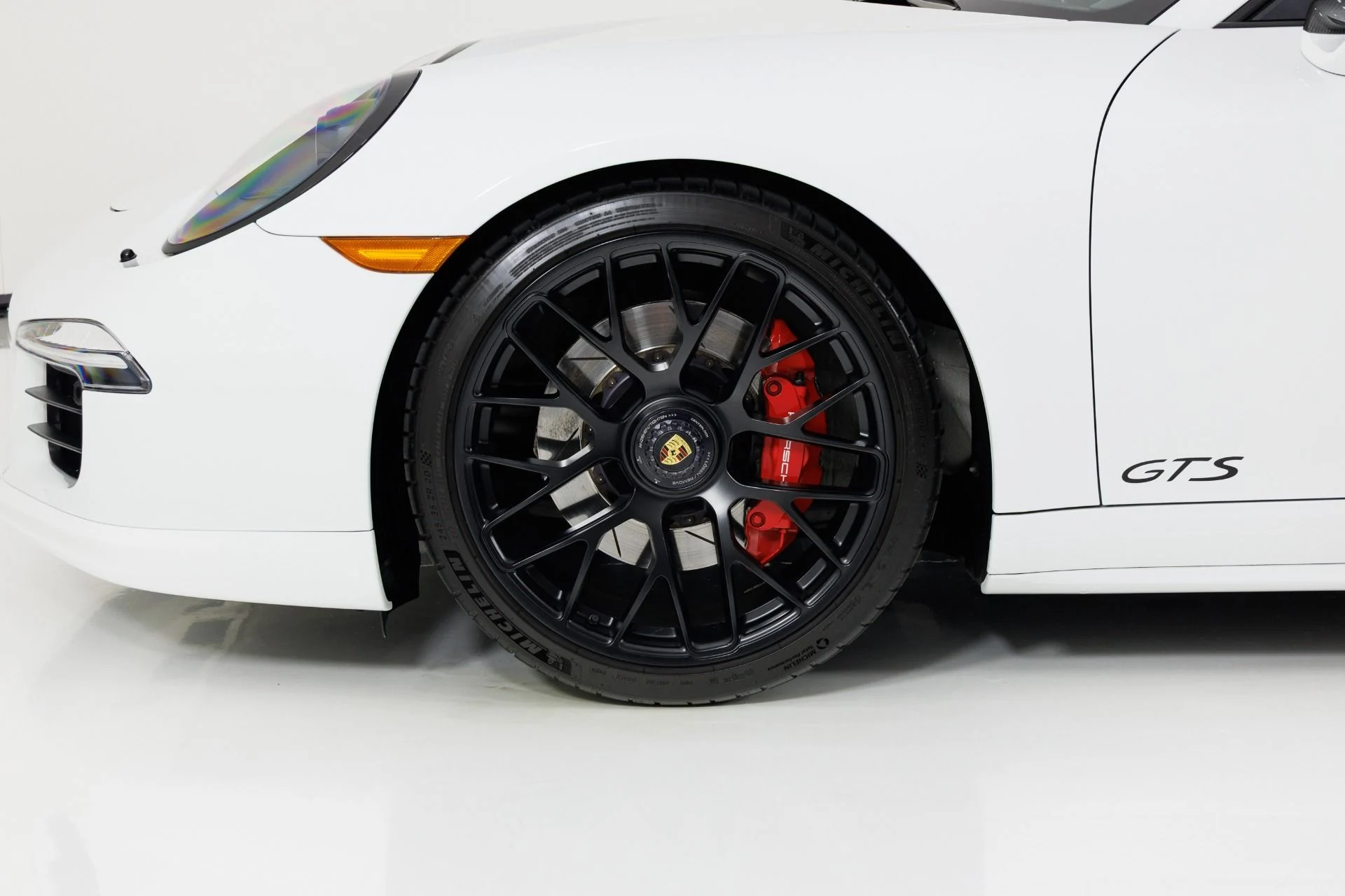 mph008_2039183826_Used_2016_Porsche_911_Carrera_GTS_1792778161_8cb926729c
