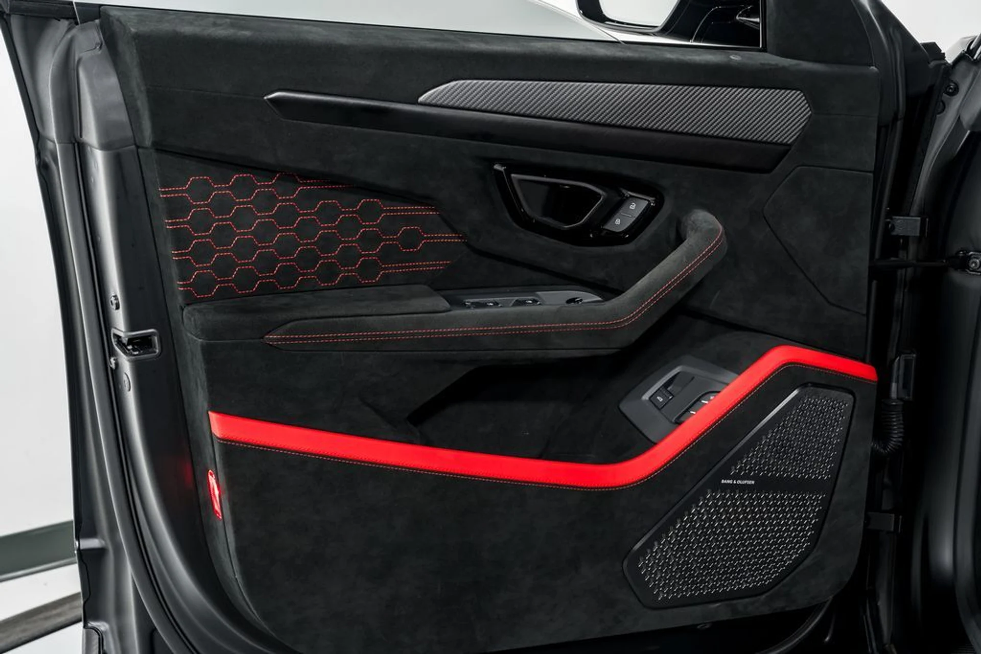 mph008_2045757601_2c40850409b355b8701a0d7783e47b3dx_c4297d604b