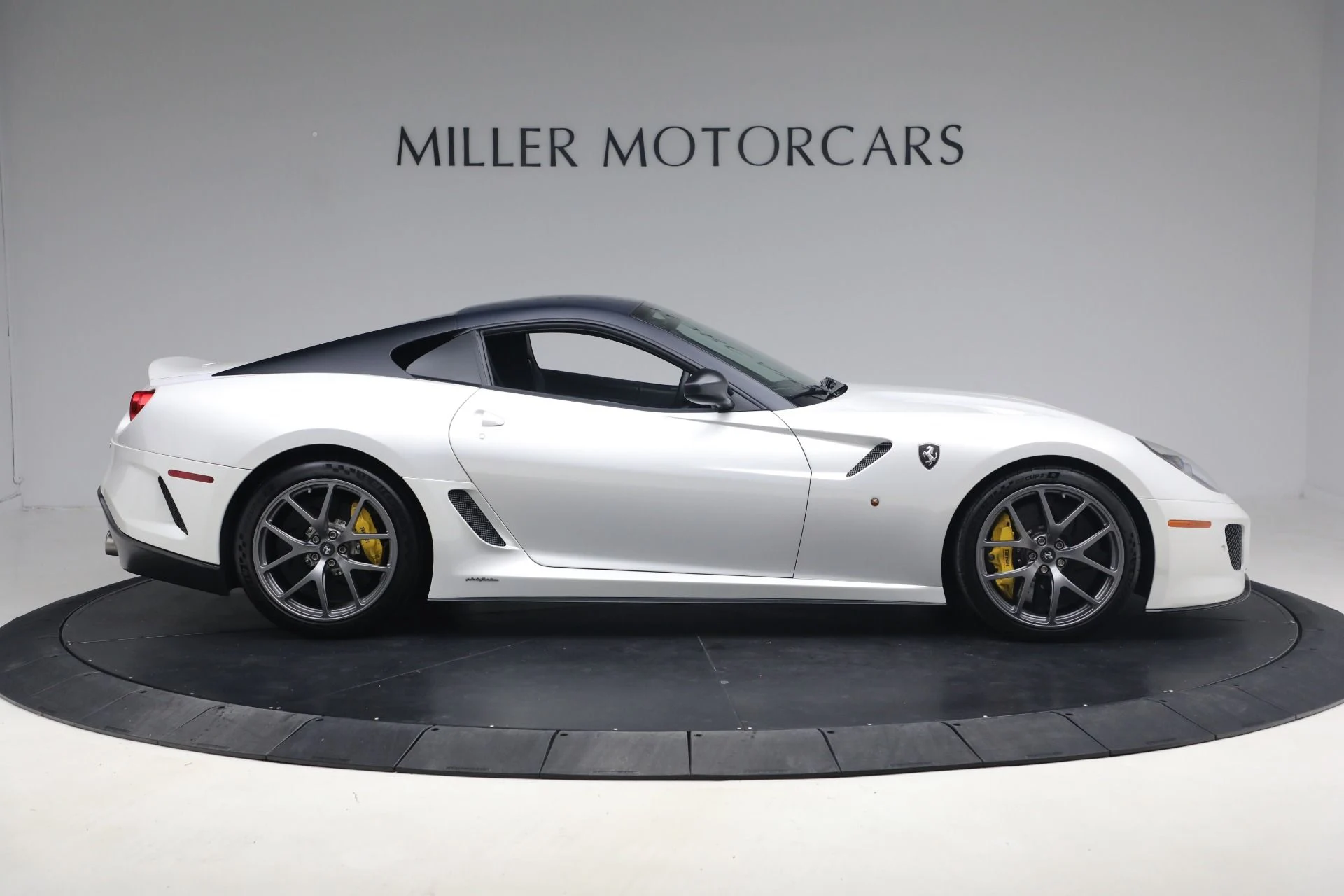 mph008_2051130036_Used_2011_Ferrari_599_GTO_1766265457_df8e630bf2