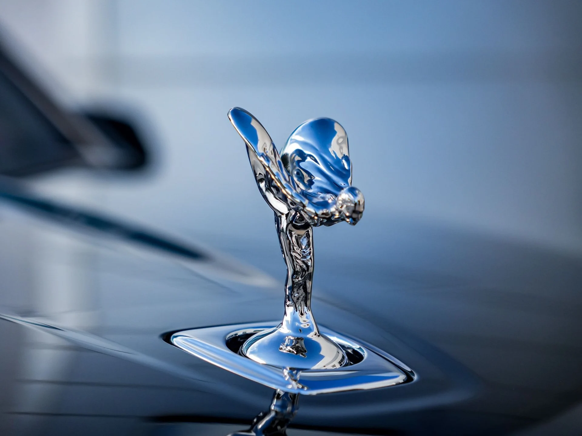 mph008_2052978147_Hi_Tech_Luxury_Imports_LLC_SLA_23_HA_06_VU_236740_image_8_0af6ebc877
