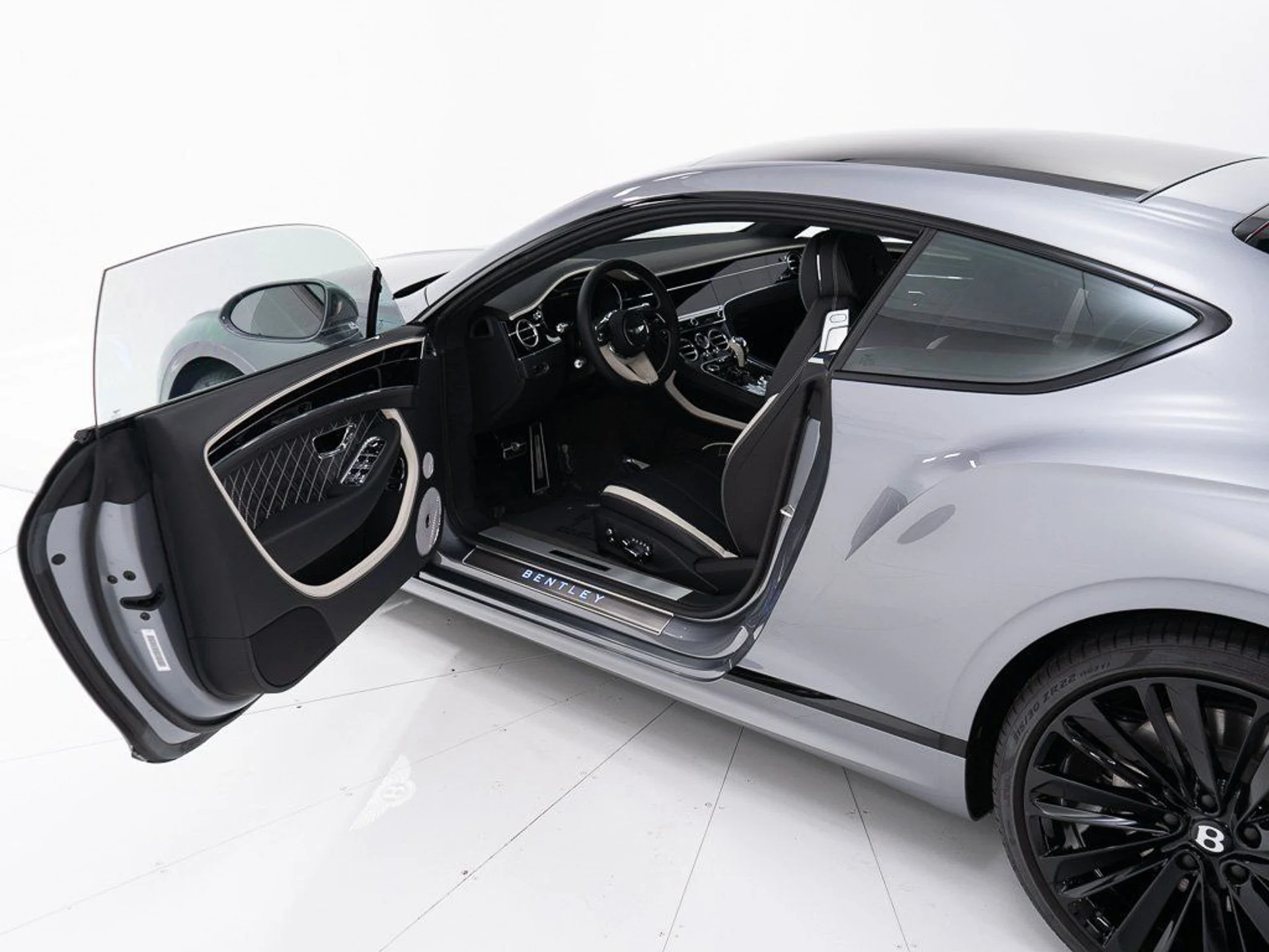 mph008_2055013981_5127e450a893f598616040f96964da11_91eb198459