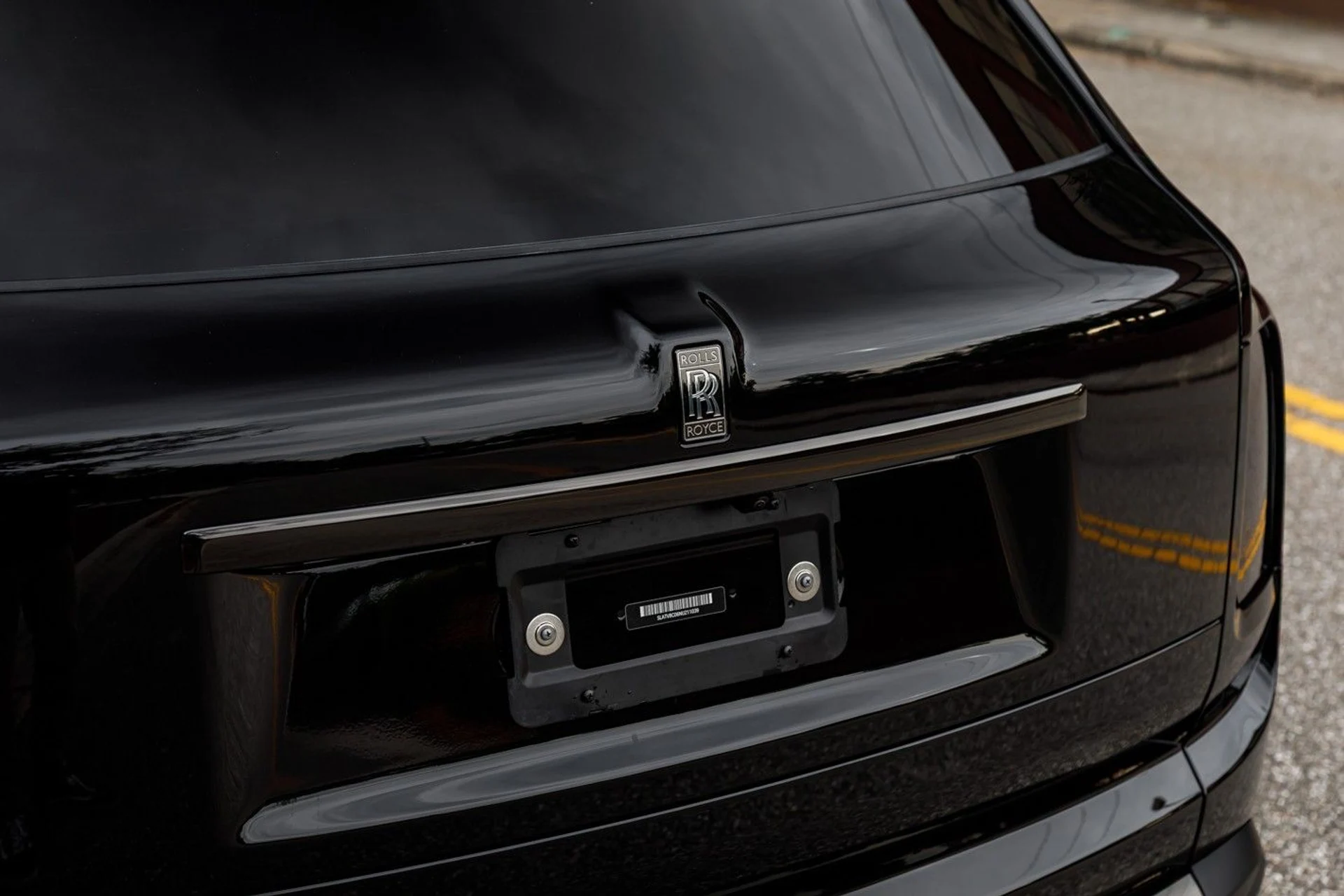 mph008_2055953812_649_p9_l_9e9926287e