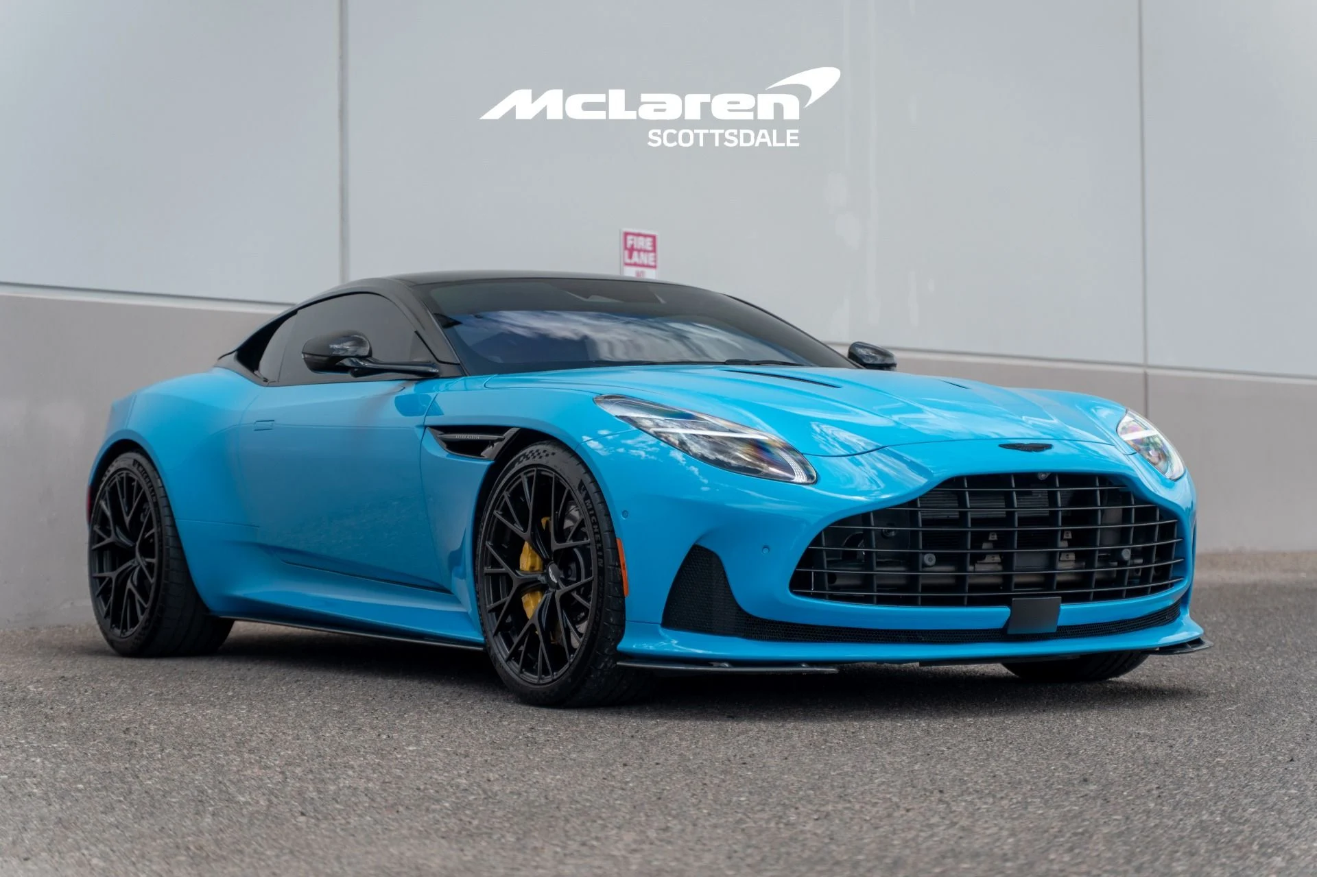 mph008_2058363315_Used_2024_ASTON_MARTIN_DB_12_V8_1782494775_a0f590fffe