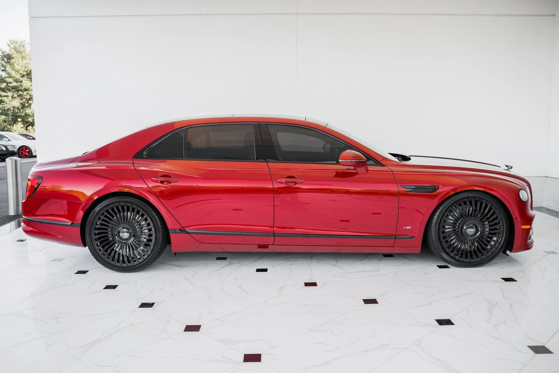 mph008_2071504283_Used_2022_Bentley_Flying_Spur_V8_1694798625_96d4d7179b