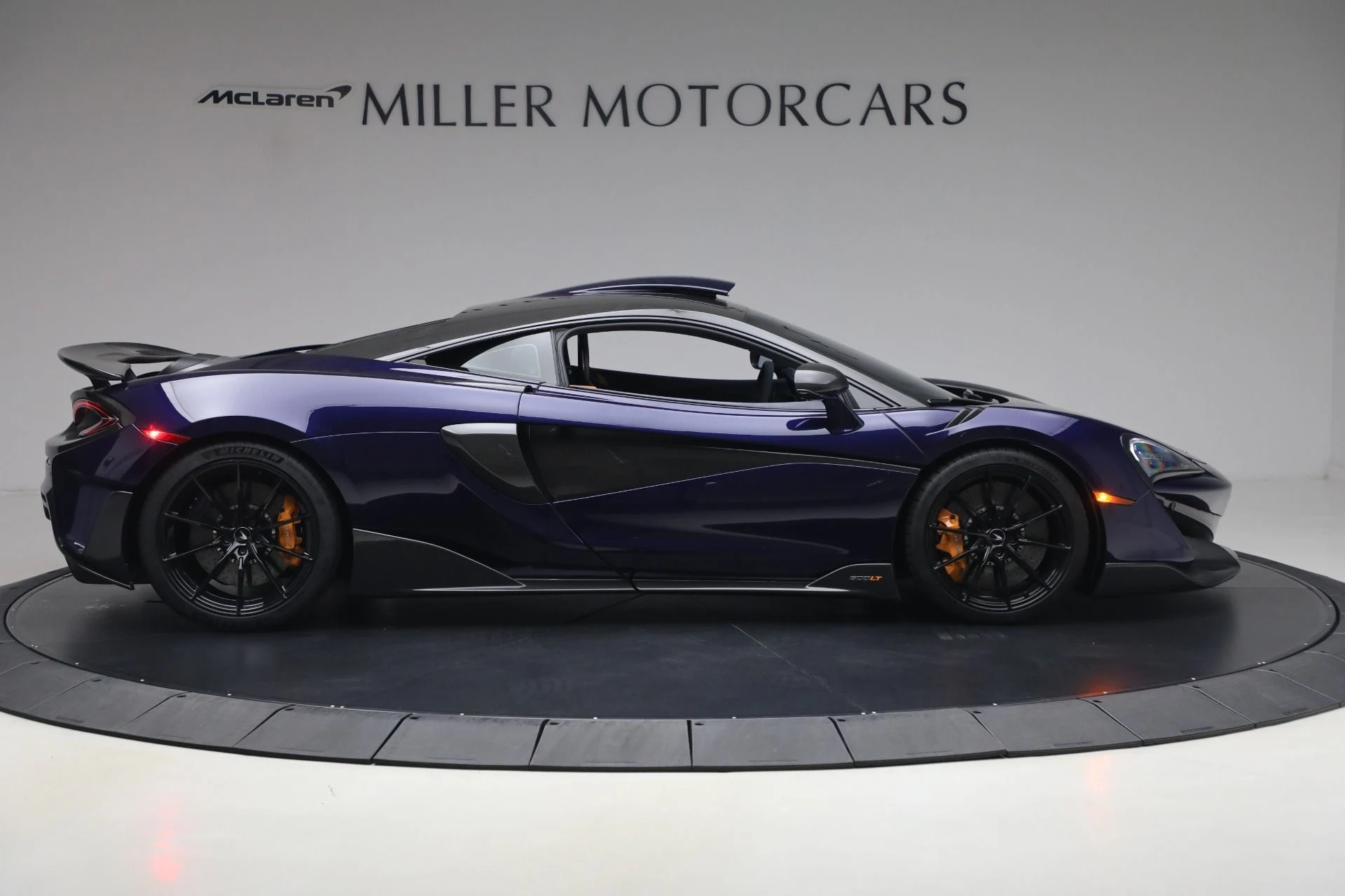 mph008_2075424675_Used_2019_Mc_Laren_600_LT_8c28c97664
