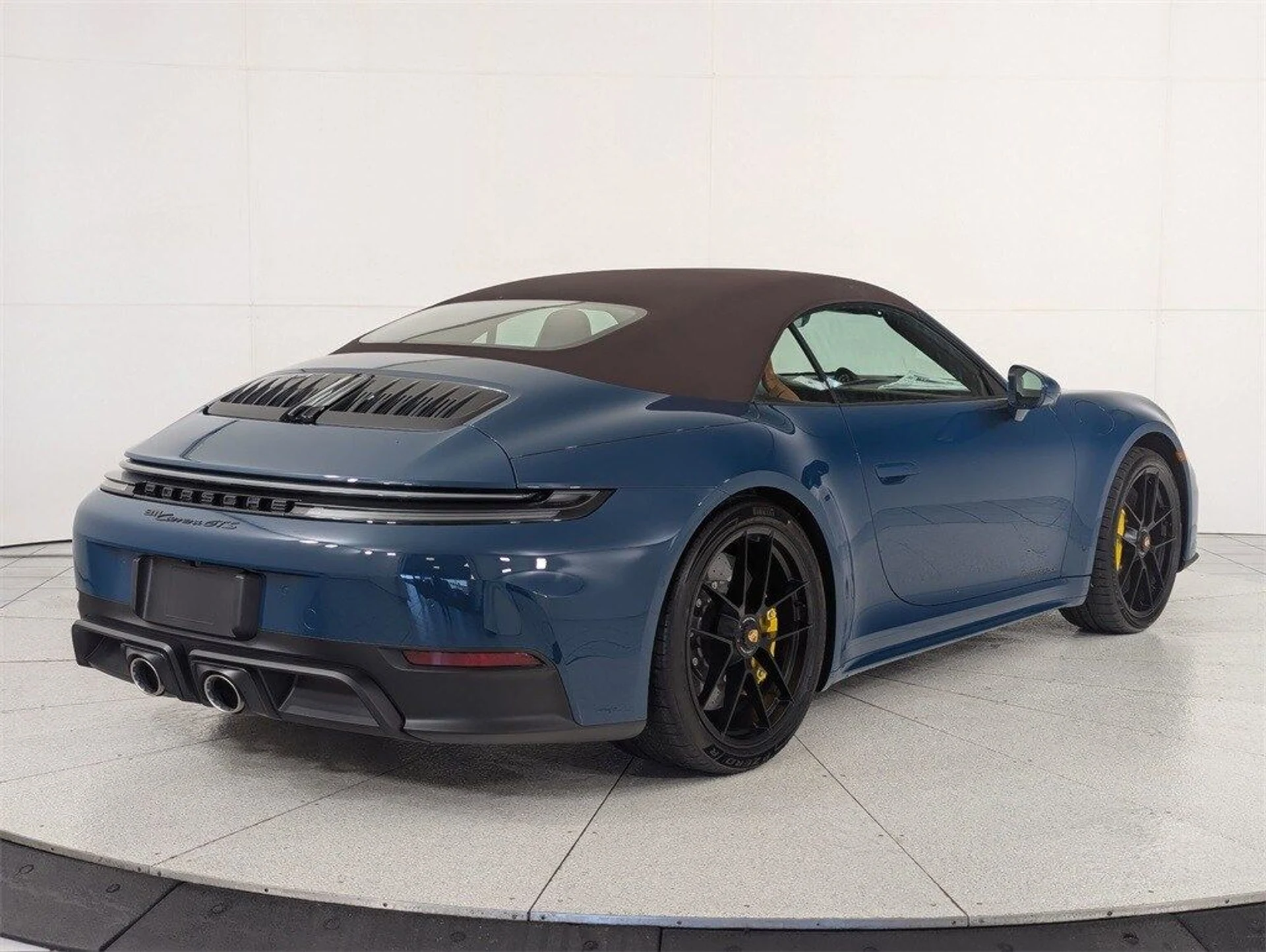 mph008_2080238252_4c078deaecf9f6bdfab5feddcdd60c79x_22249819a4