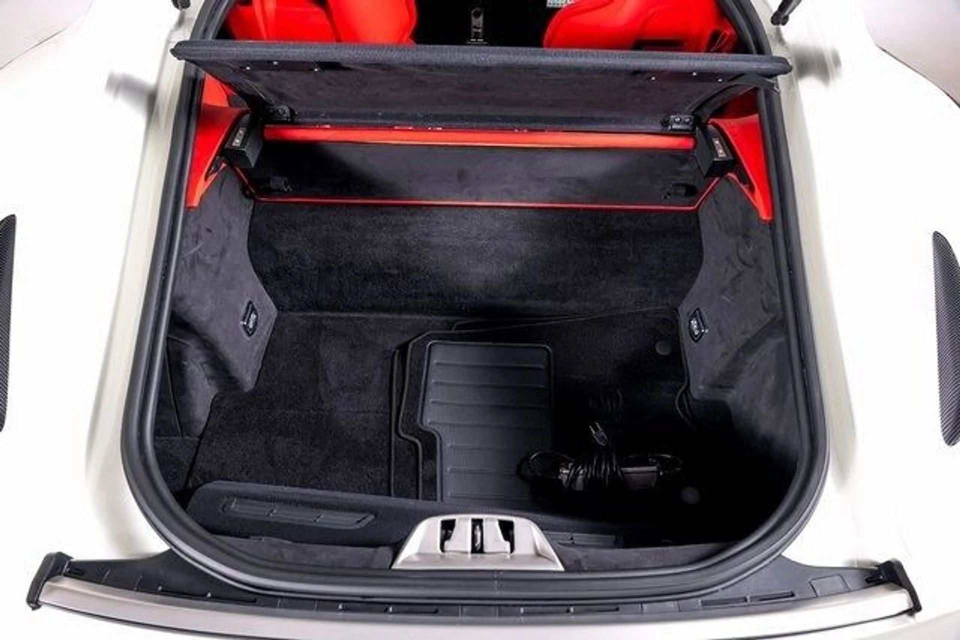 mph008_208216041_58daa642c074037d866545986dd3fb67x_6ef37e9e81