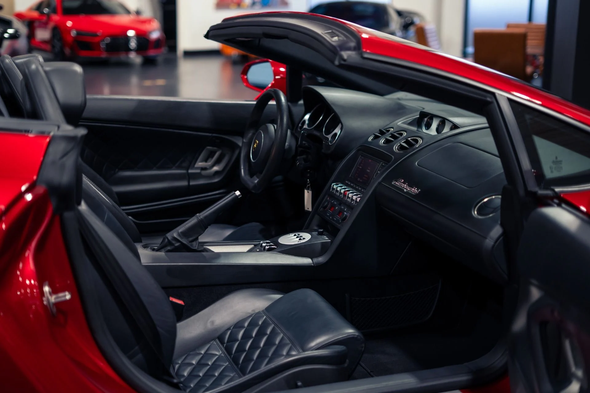 mph008_2082319186_Used_2014_Lamborghini_Gallardo_LP_550_2_Spyder_1780931604_8c271d692e