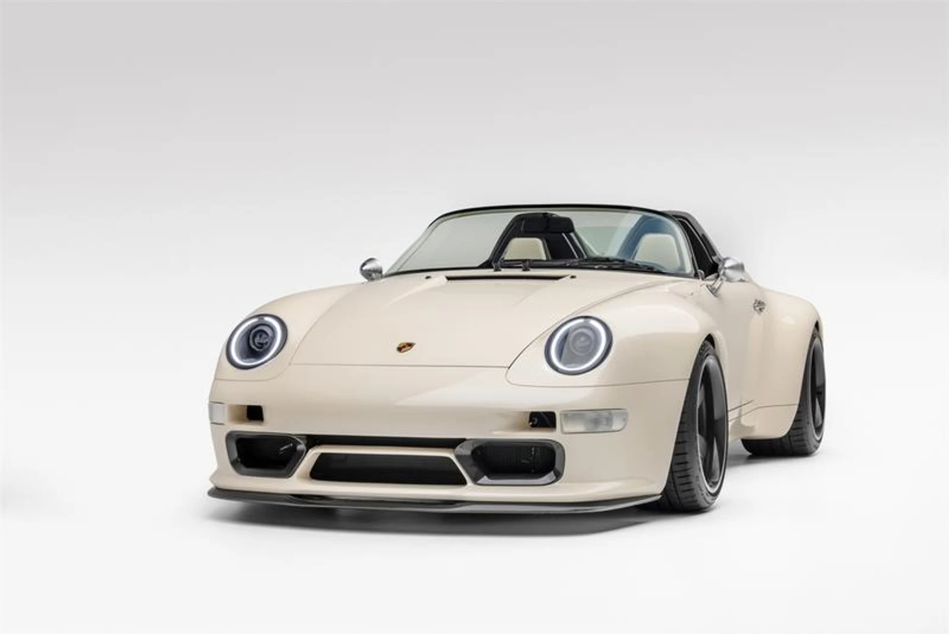 mph008_2089122398_E09_A8410_714_F_44_B5_B59_B_466_B1_EAF_0761_ea9ad8642b