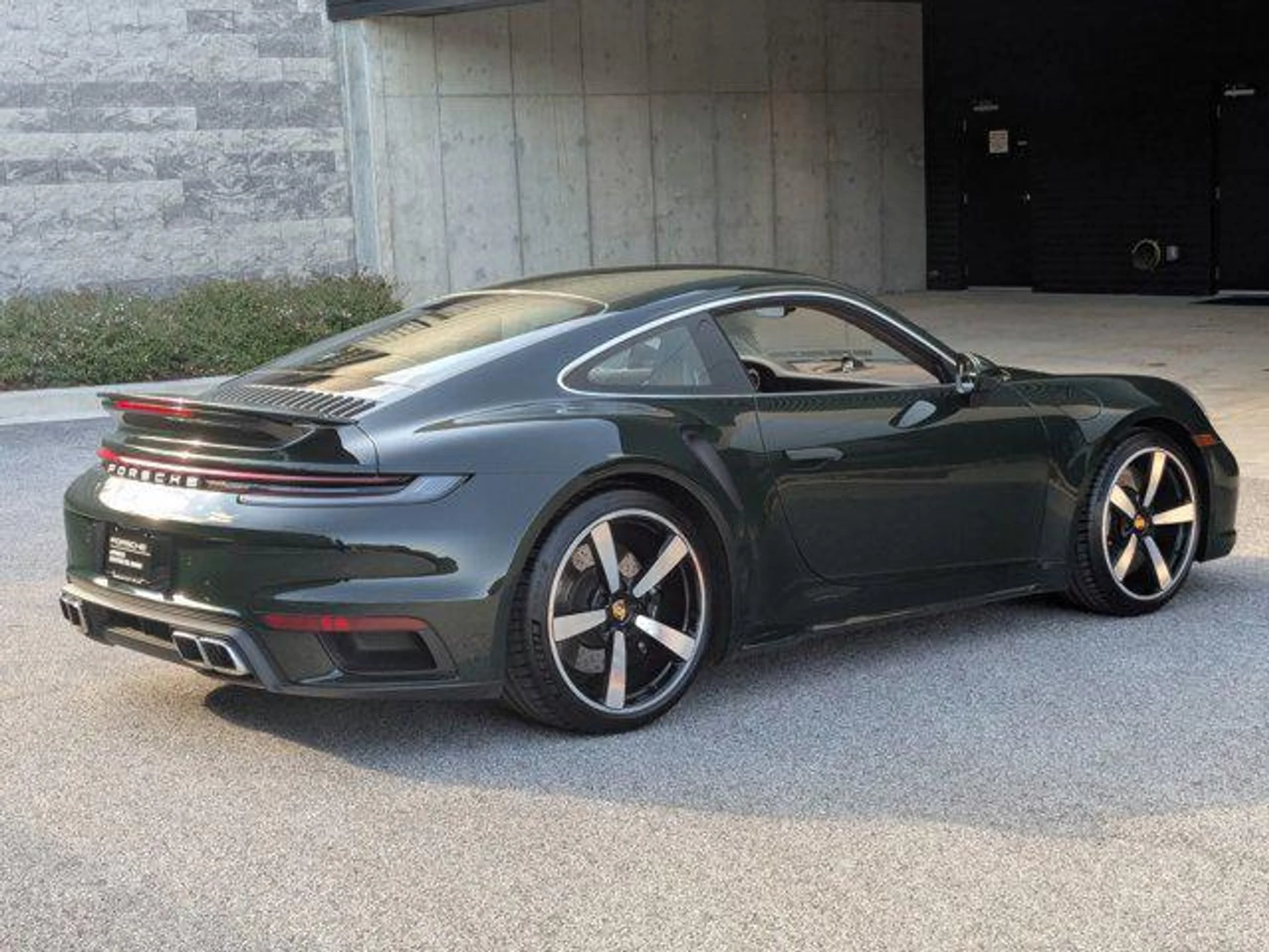 mph008_2090265659_sa_G_Rw9q1dcu_Q_Yt8_r7v_PHV_8_K3a_A_78d88a264d