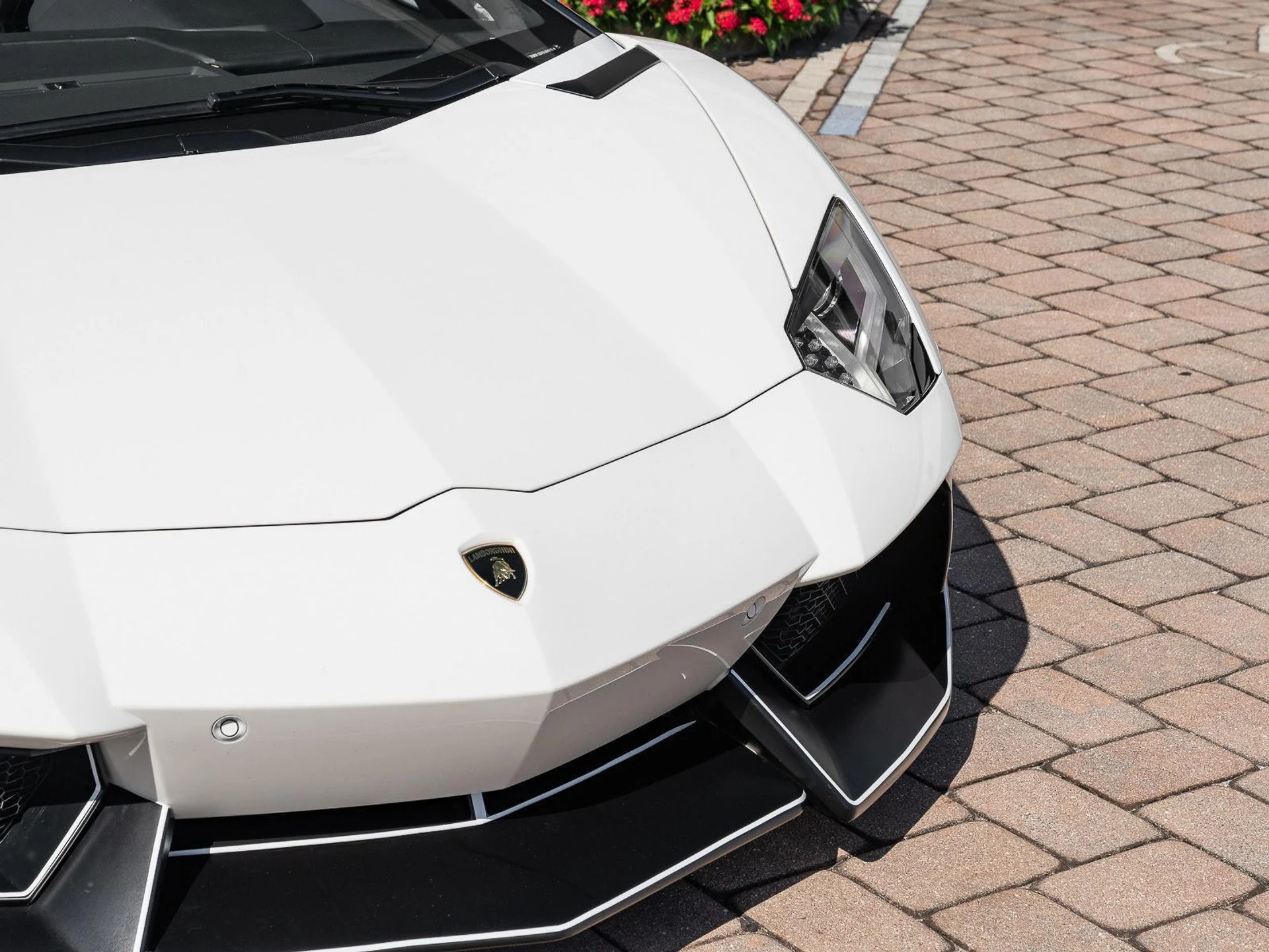 mph008_2090836877_Used_2016_Lamborghini_Aventador_LP_700_4_1777082787_7d7e5afdf9