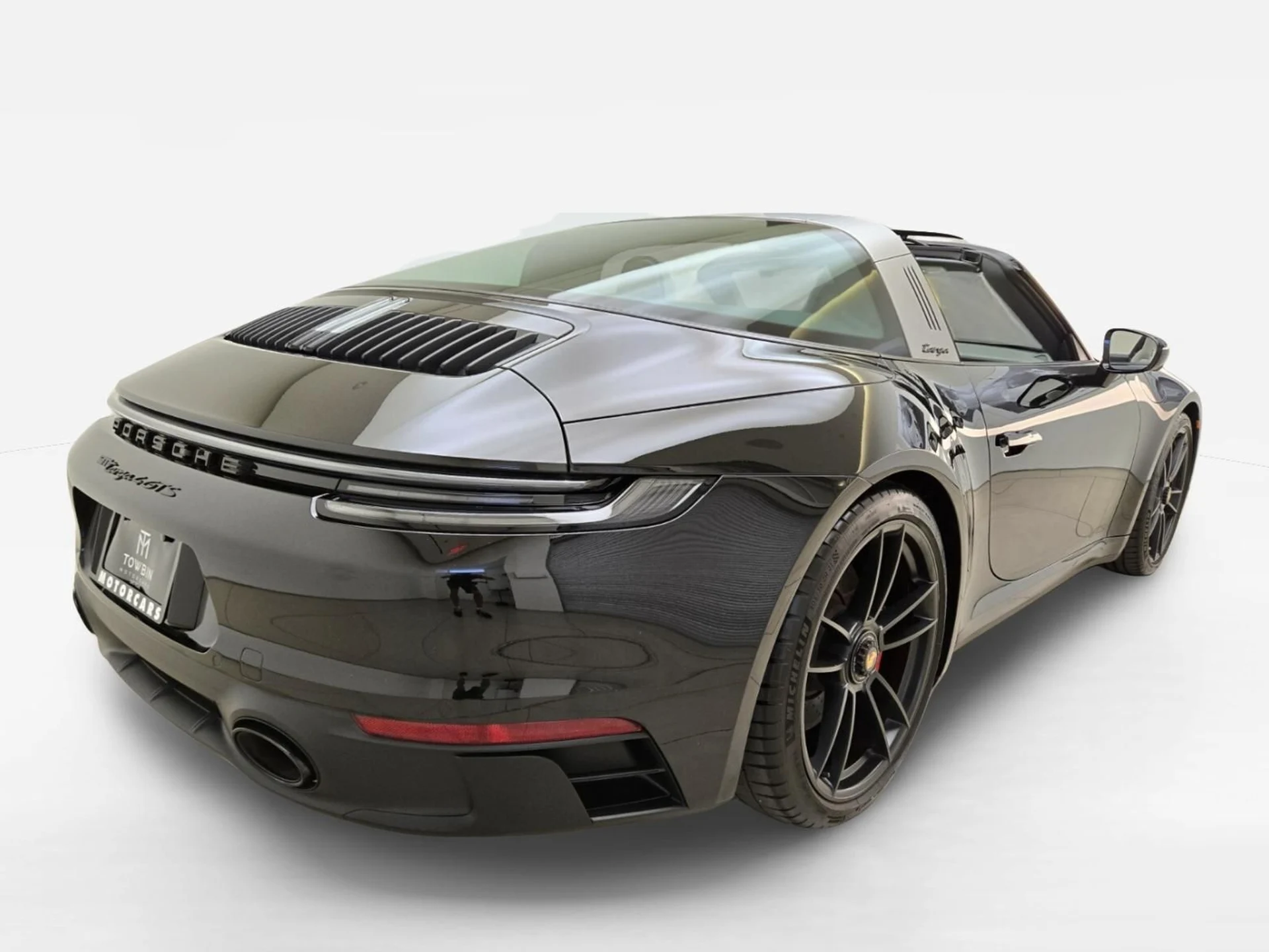 mph008_2099535713_Used_2024_Porsche_911_Targa_4_GTS_1785648485_7745bc22f0