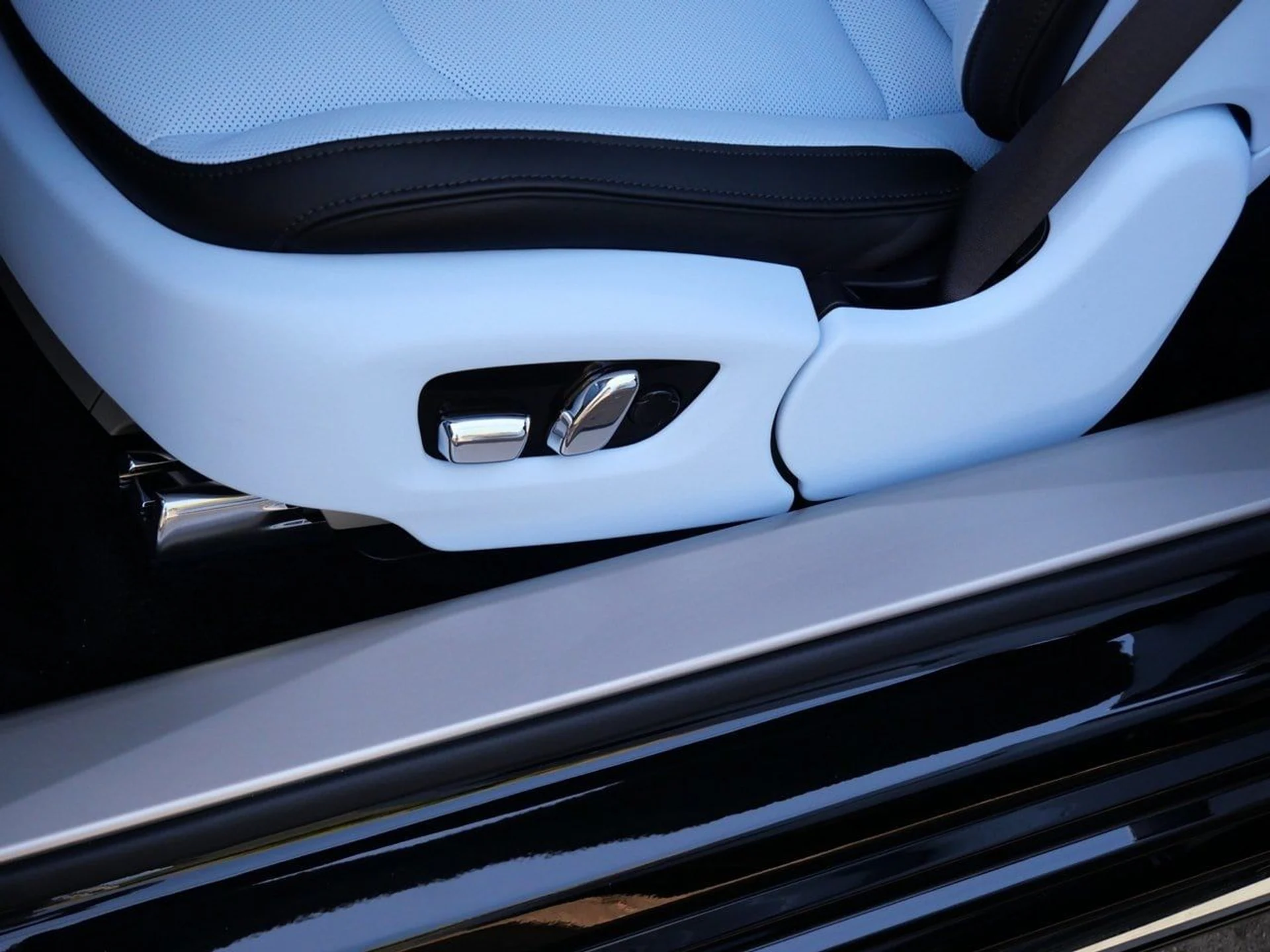 mph008_2101273802_bcf726f76b5c38a57d75d05824cc5a25x_892861b849