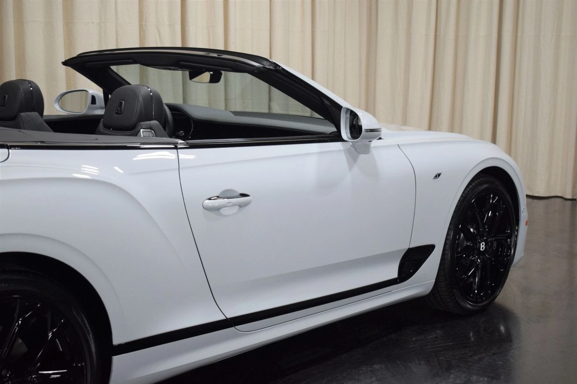 mph008_2101707048_a65e81646d0abfa763406d42dd357119x_c3d8c30363