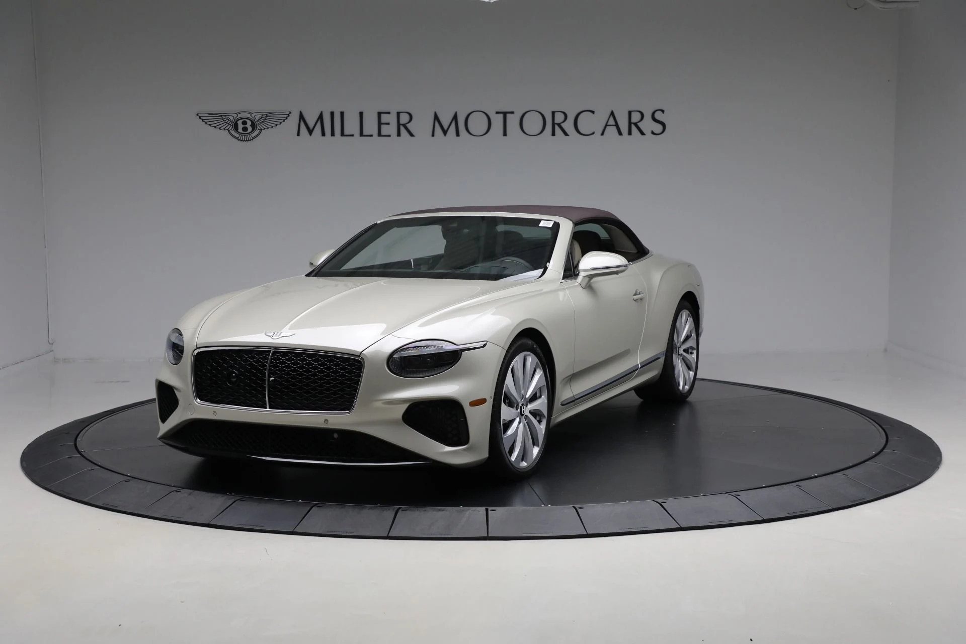 mph008_2106229418_New_2026_Bentley_Continental_GTC_6a8b569c5d