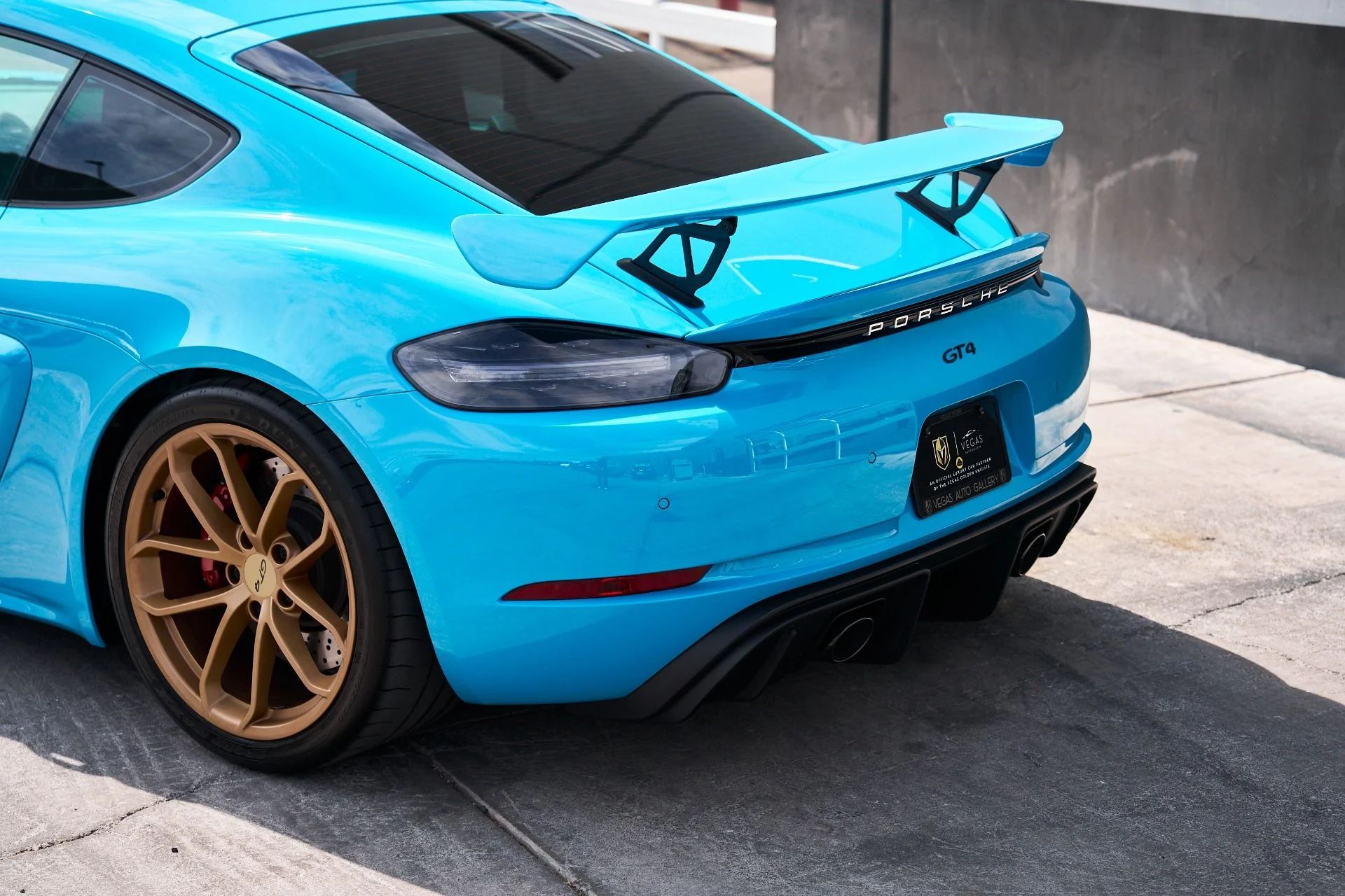 mph008_211040893_Used_2021_Porsche_718_Cayman_GT_4_1753215060_d11a070a6c