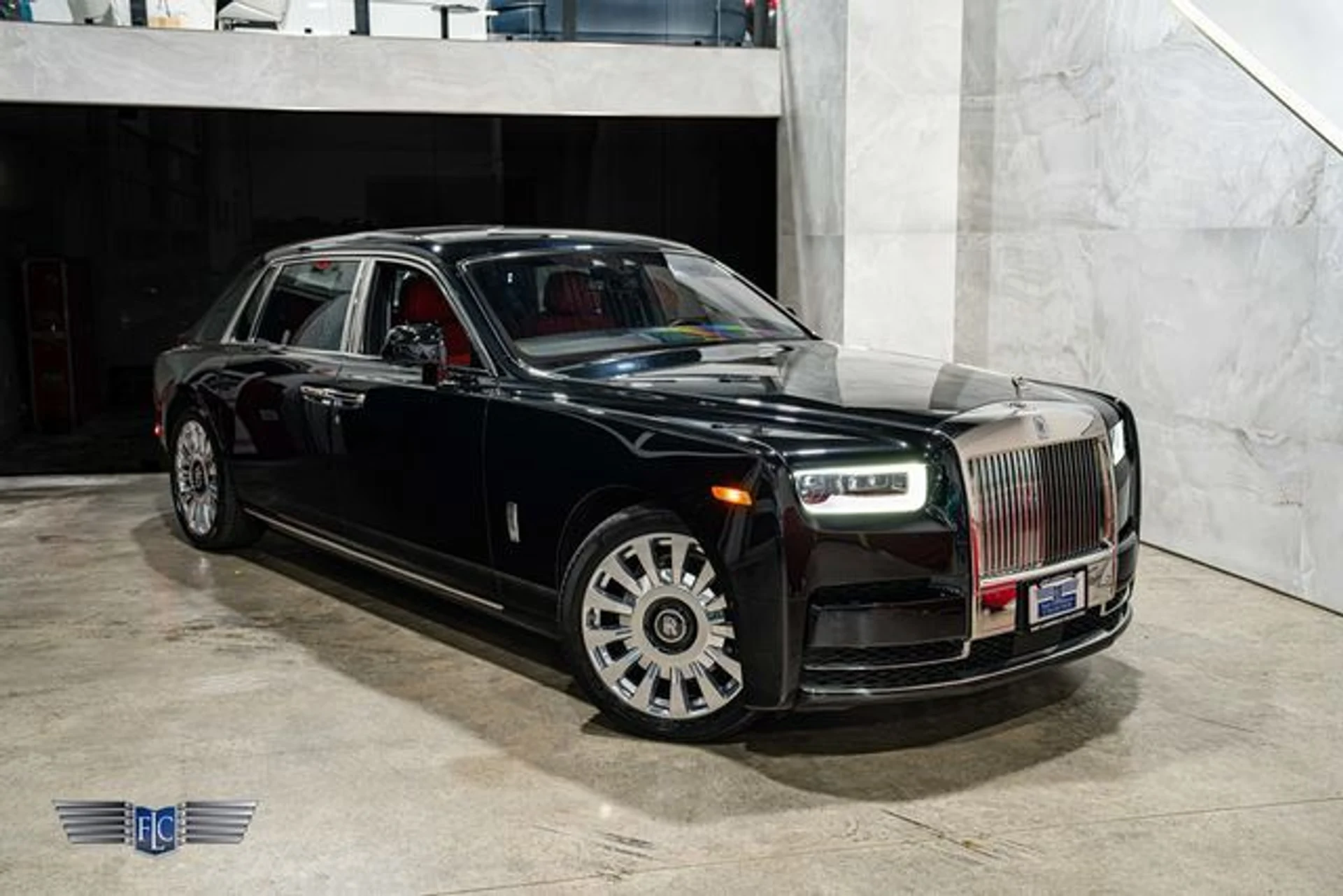 mph008_2117877390_used_2020_rolls_royce_phantom_extendedwheelbasesedan_9689_23087575_13_640_755294ae89