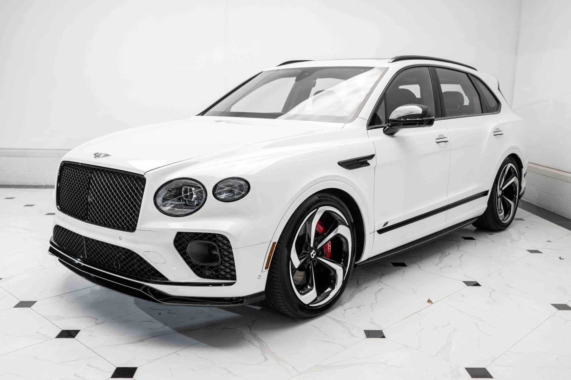 mph008_2123318074_Used_2022_Bentley_Bentayga_S_1725543345_7364b3db39