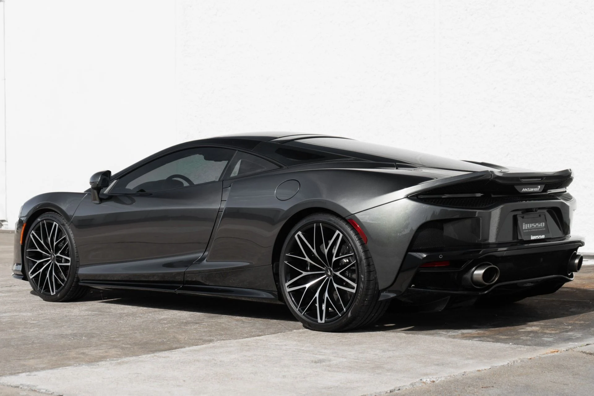mph008_2124028736_Used_2021_Mc_Laren_GT_1775578978_af3f14ff02