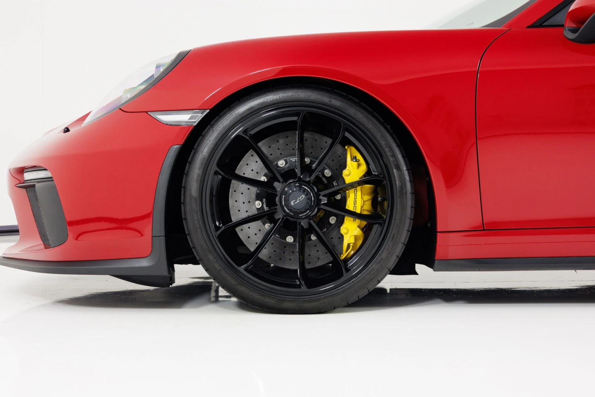 mph008_2124869285_Used_2018_Porsche_911_GT_3_1781113307_c973340d72