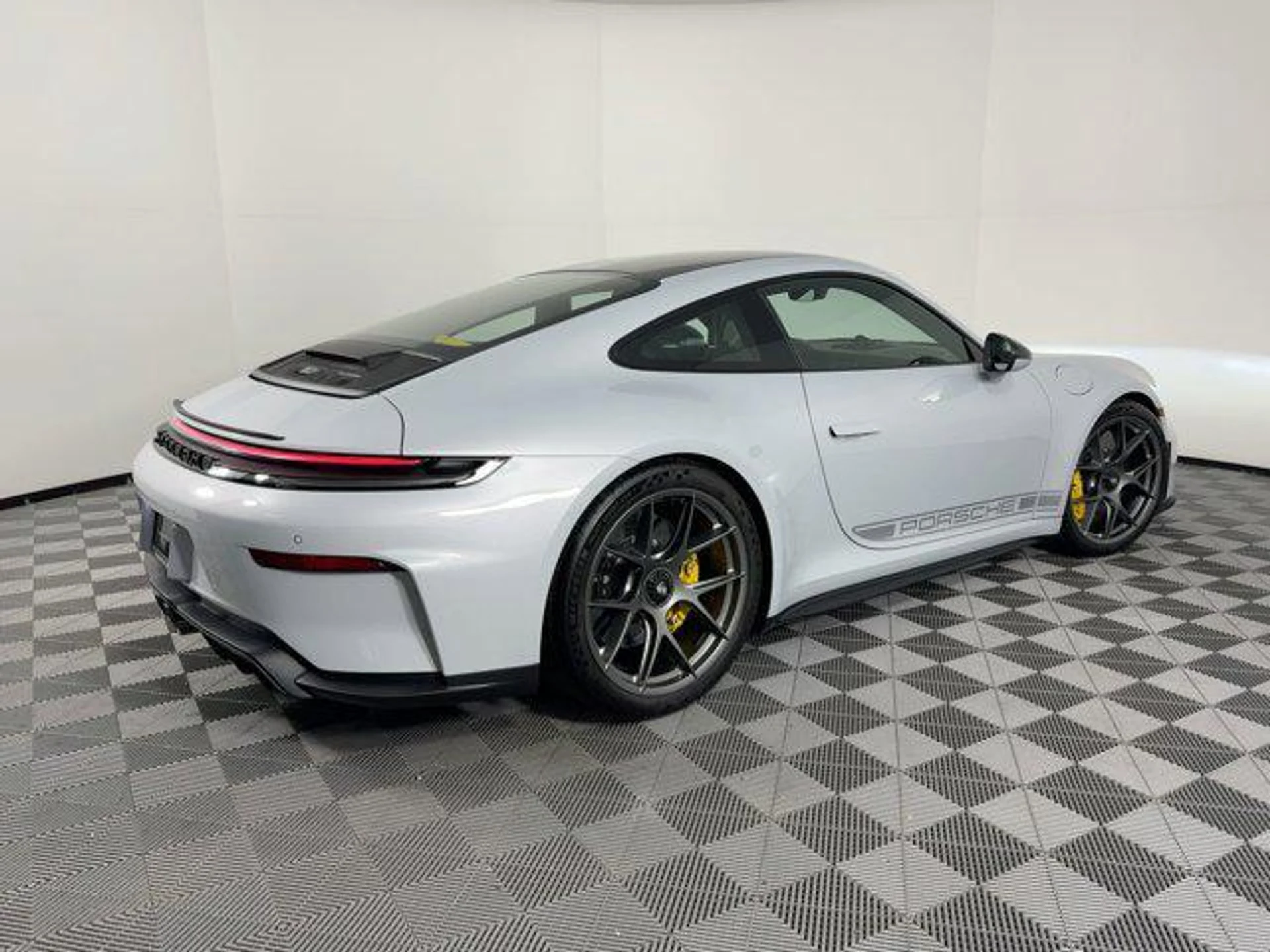 mph008_2126368197_H_Fh_Fkt7s6j_Yk_TPW_Dl_Av_A_Ix_Zq_MWM_a8ea3bd7ba