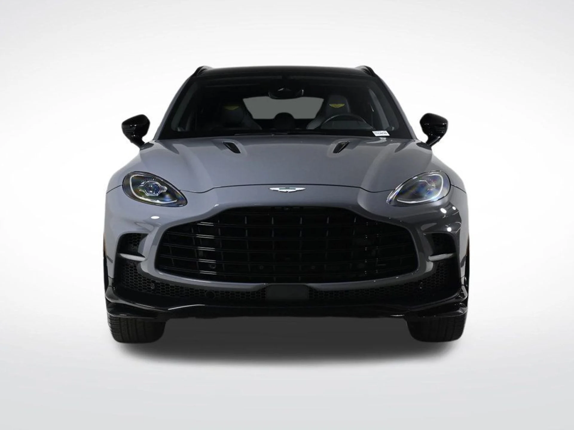 mph008_2129454317_used_2025_aston_martin_dbx_707_11350_22966426_8_1024_42190df06e