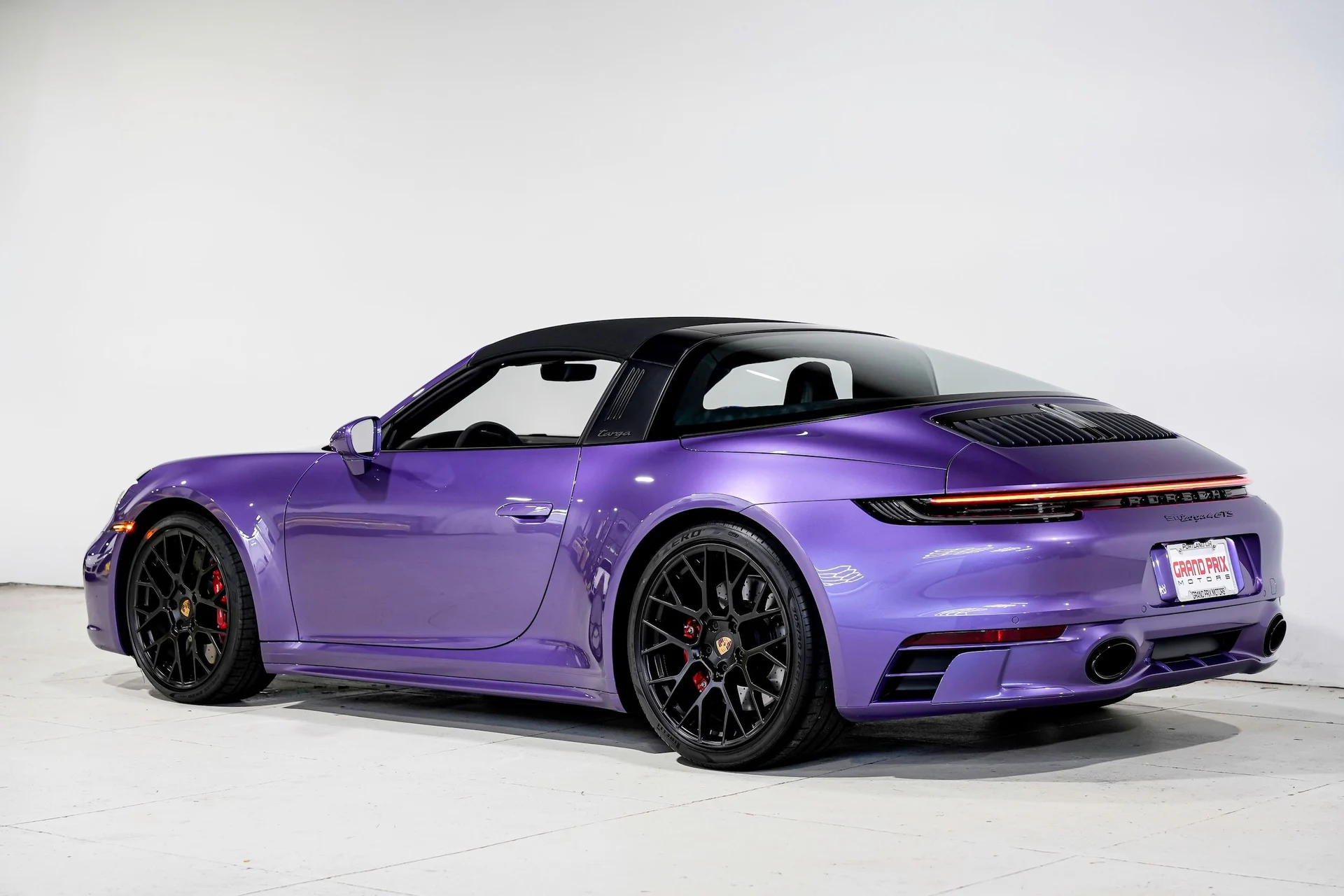 mph008_2131605268_fbb39a56e5d0d3f4e552be01421f58d3x_a7a473b802