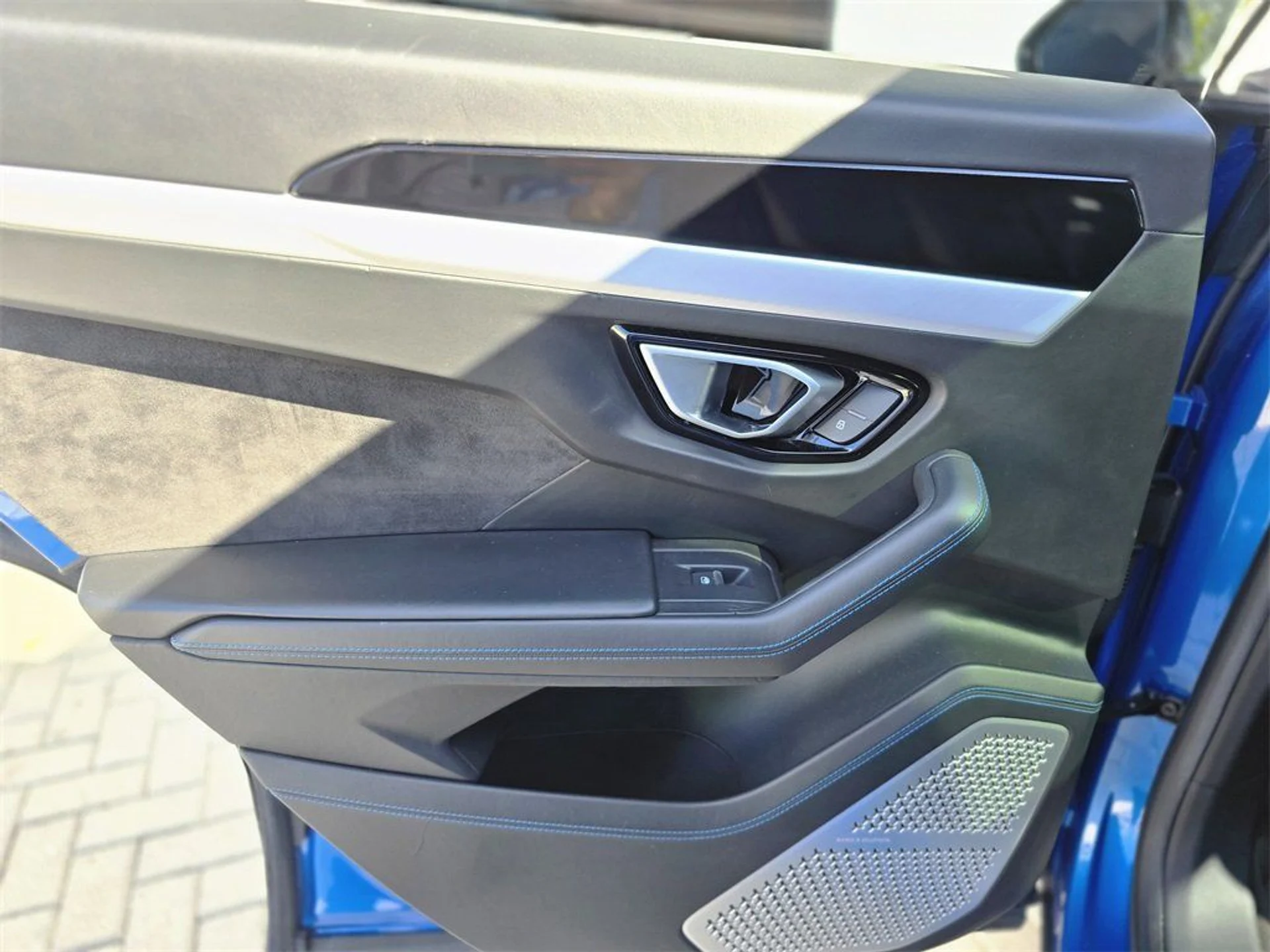 mph008_2135610776_5328aaead8115279738dcd55c4dedc76_7317b8546b