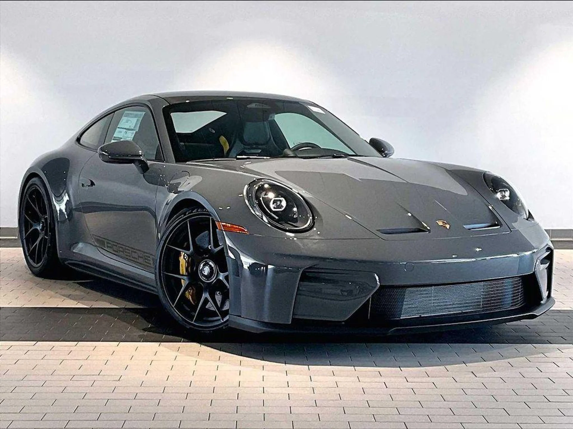 mph008_2137541956_KC_b3z_IO_Wiz_Qi_Esk_RR_Do_Jirs_N_I_77cab60fa8